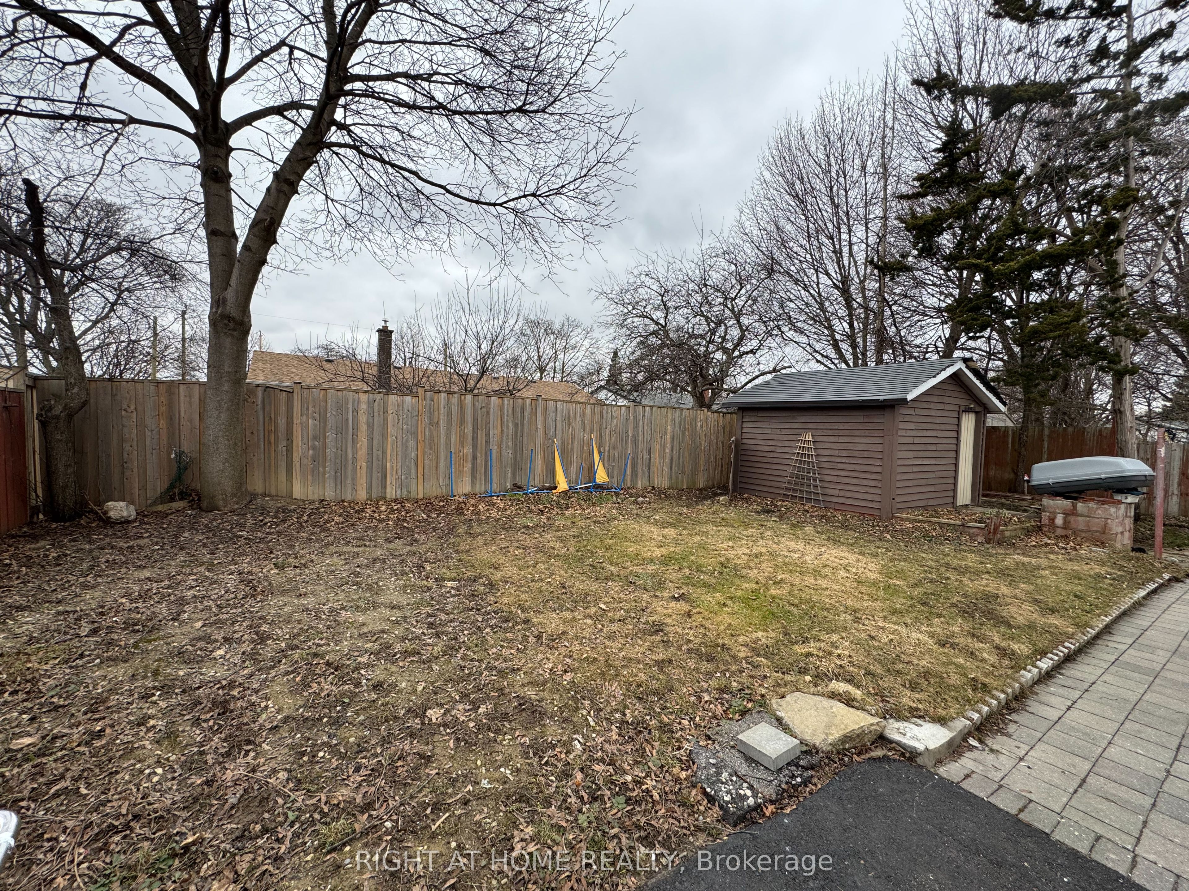 4 Leslie Street Property Photo 41