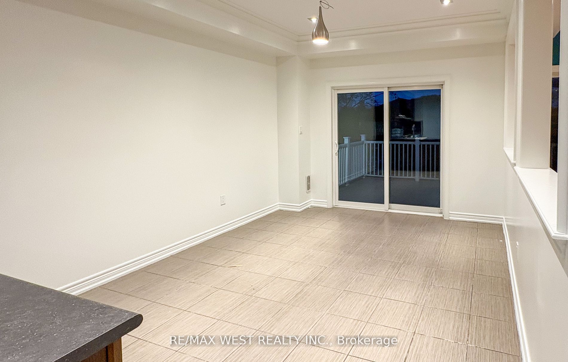 160 Bob Yuill Drive Property Photo 11