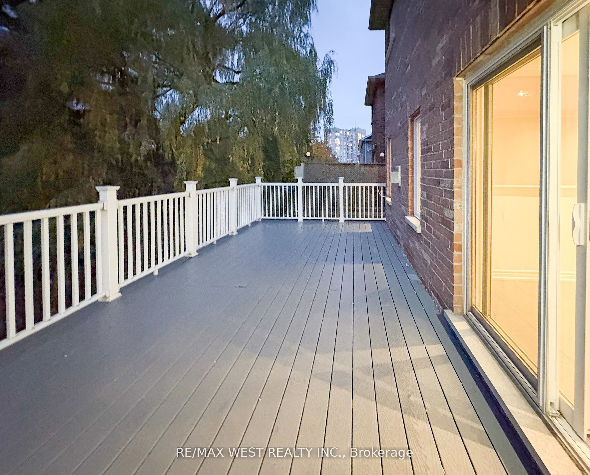 160 Bob Yuill Drive Property Photo 12
