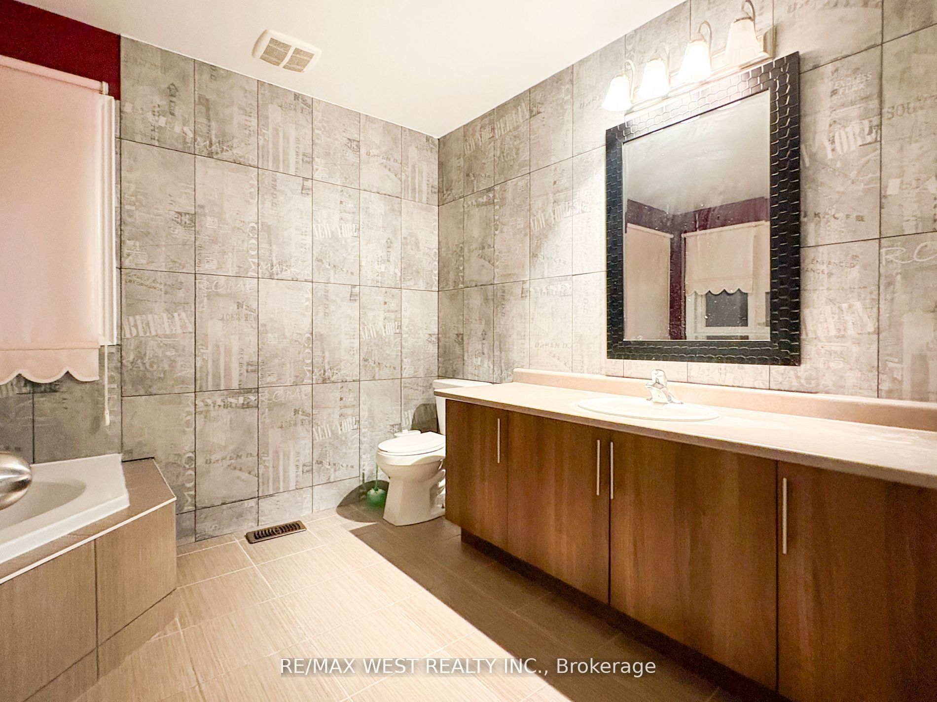 160 Bob Yuill Drive Property Photo 27