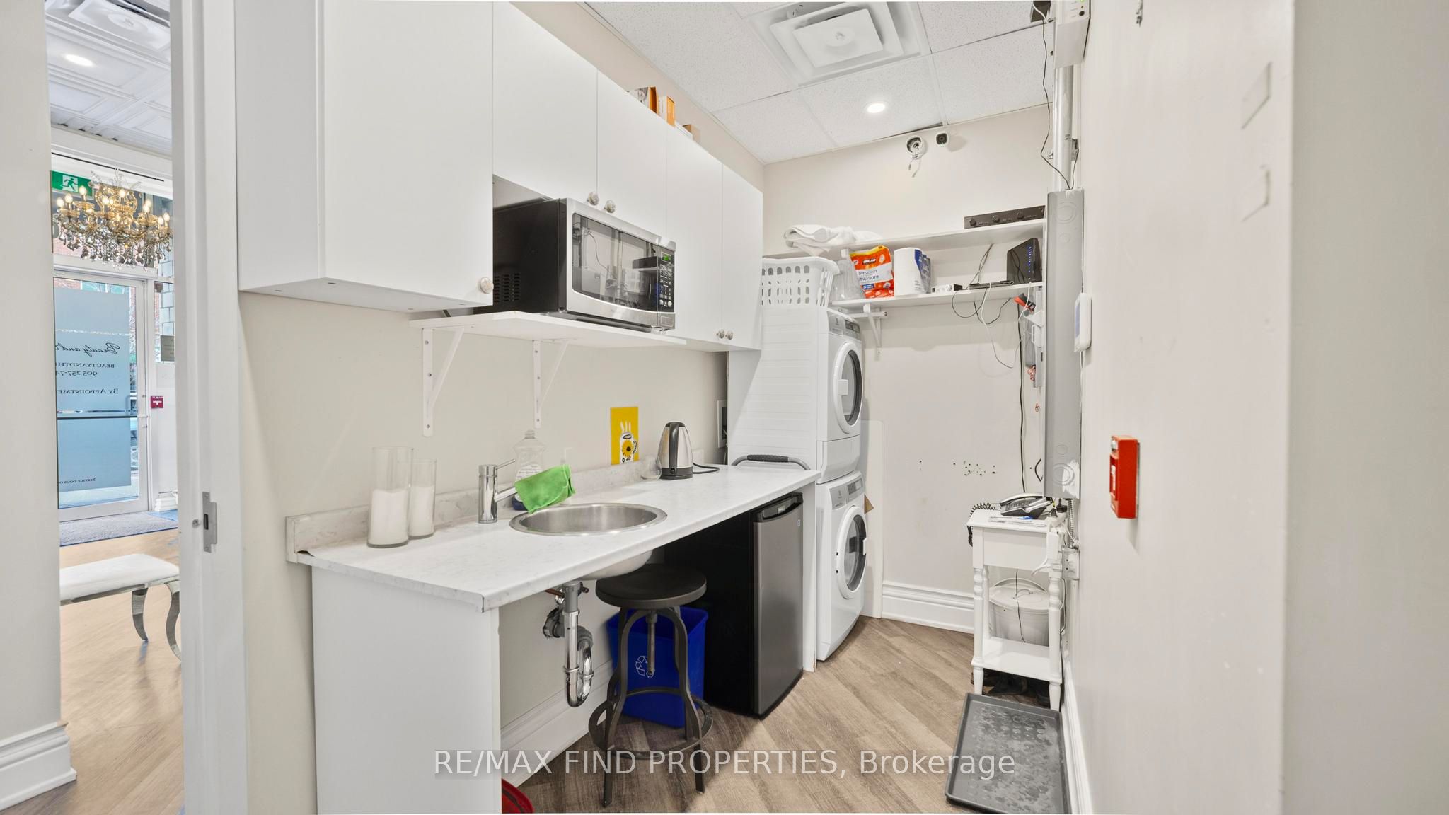 216 Oak Park Boulevard 110 Property Photo 37