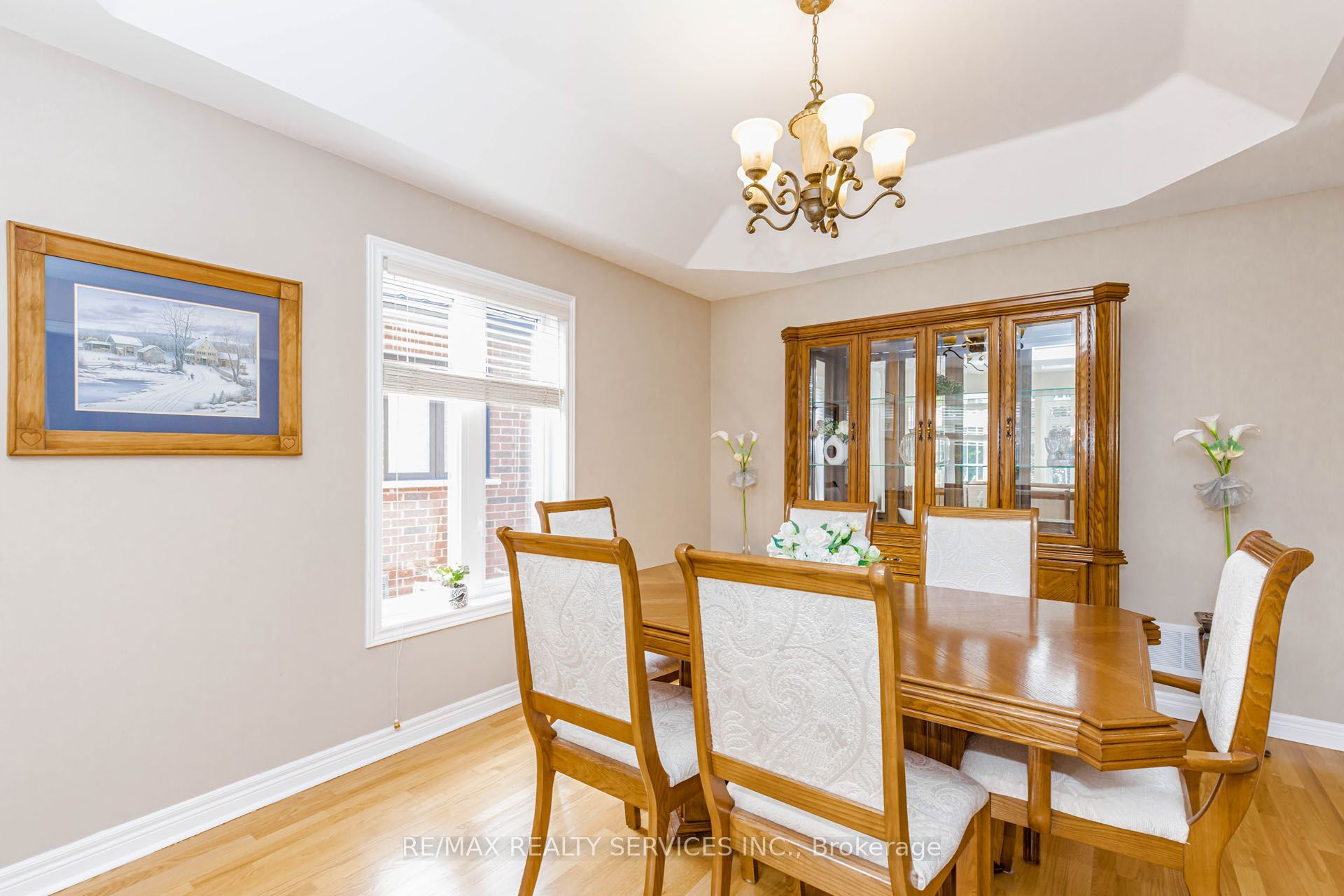 128 Valleywood Boulevard Property Photo 10