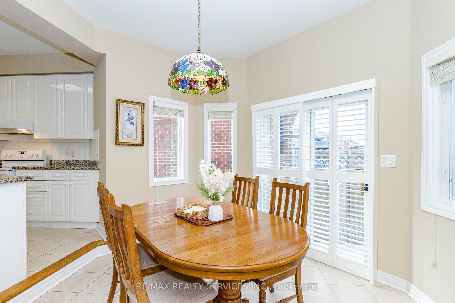 128 Valleywood Boulevard Property Photo 19