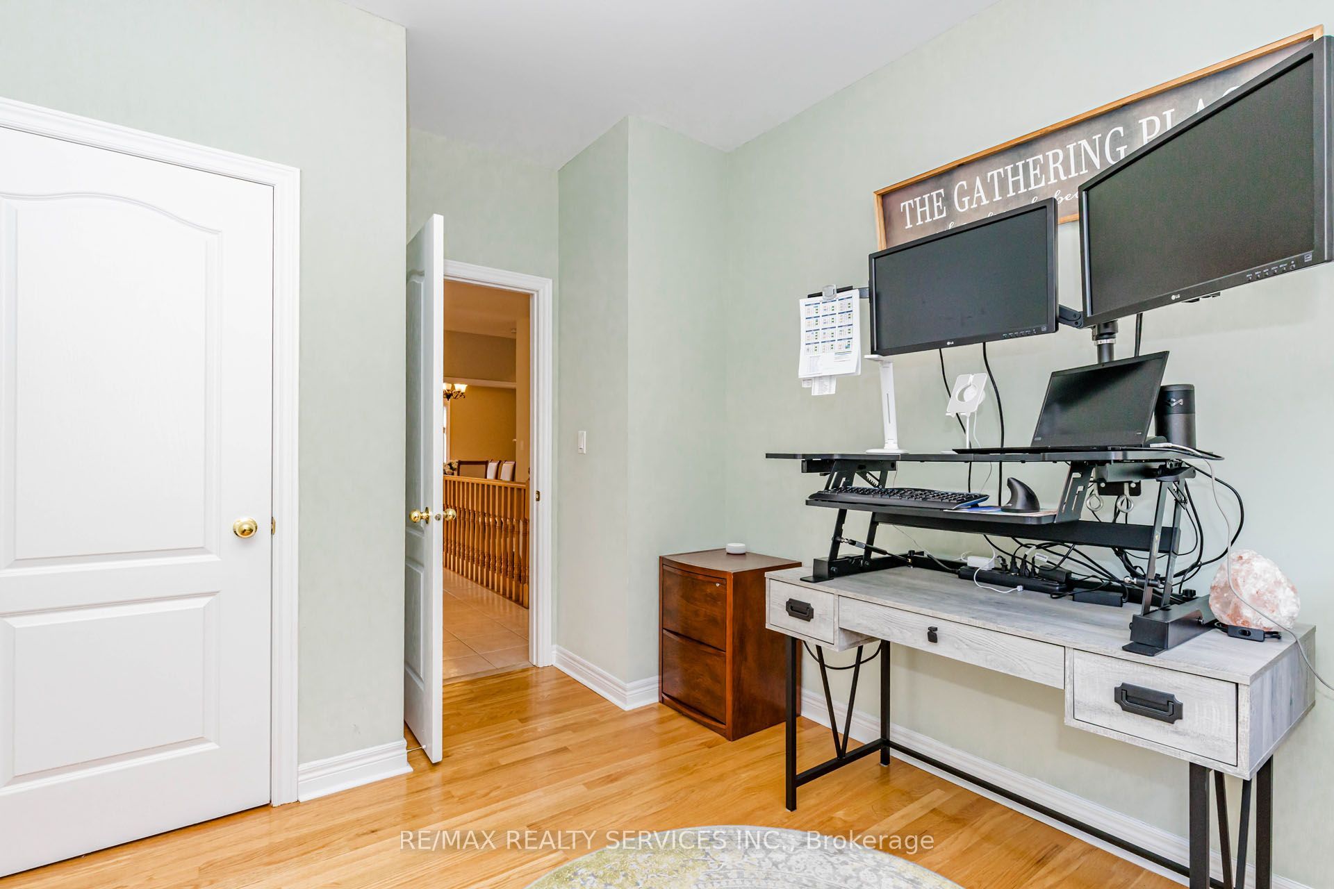 128 Valleywood Boulevard Property Photo 38