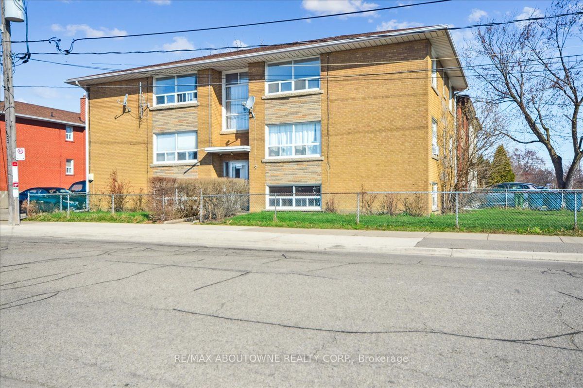 2 Wesley Street 6 Property Photo 2