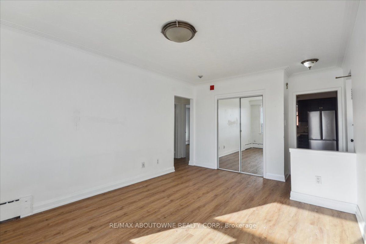 2 Wesley Street 6 Property Photo 9