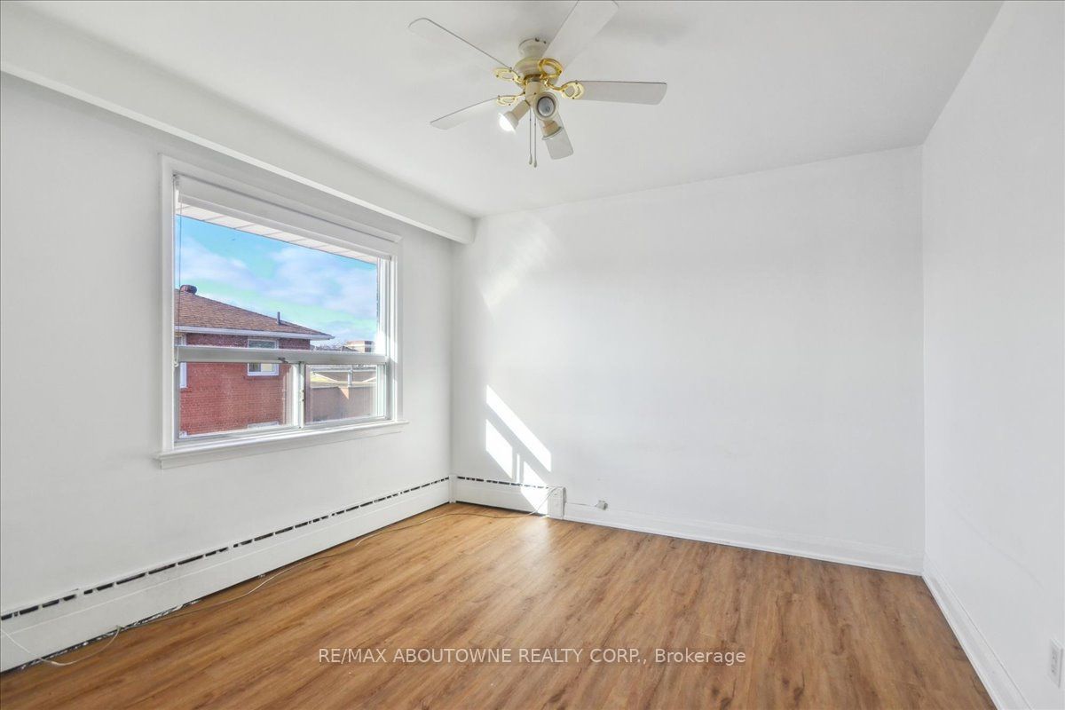 2 Wesley Street 6 Property Photo 18