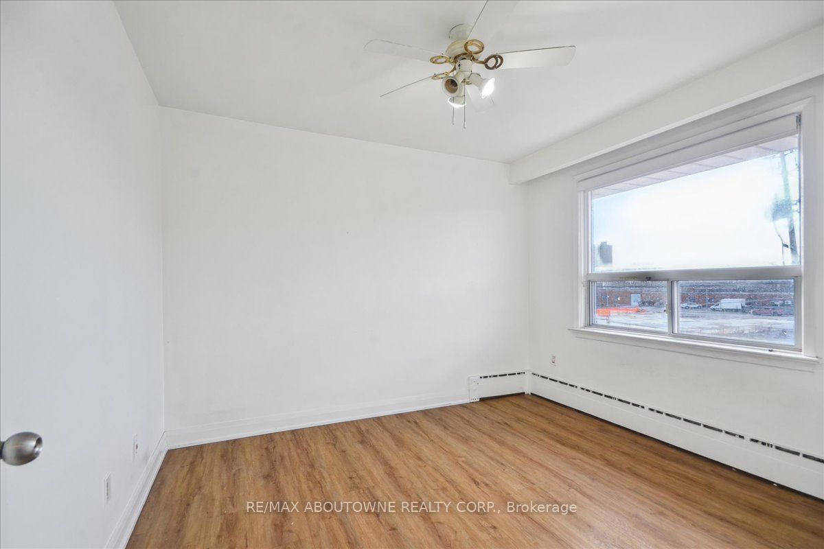 2 Wesley Street 6 Property Photo 23