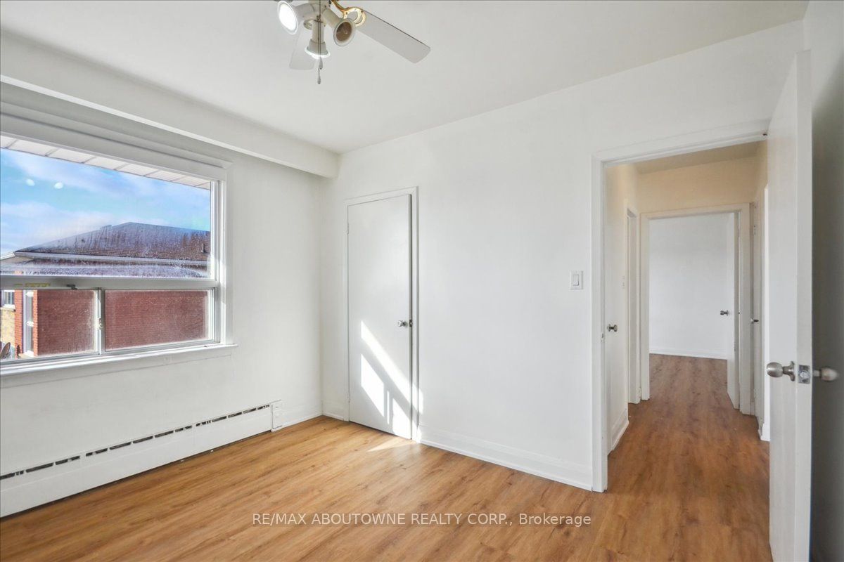 2 Wesley Street 6 Property Photo 24
