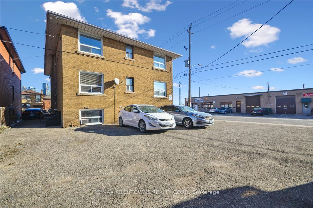 2 Wesley Street 6 Property Photo 29