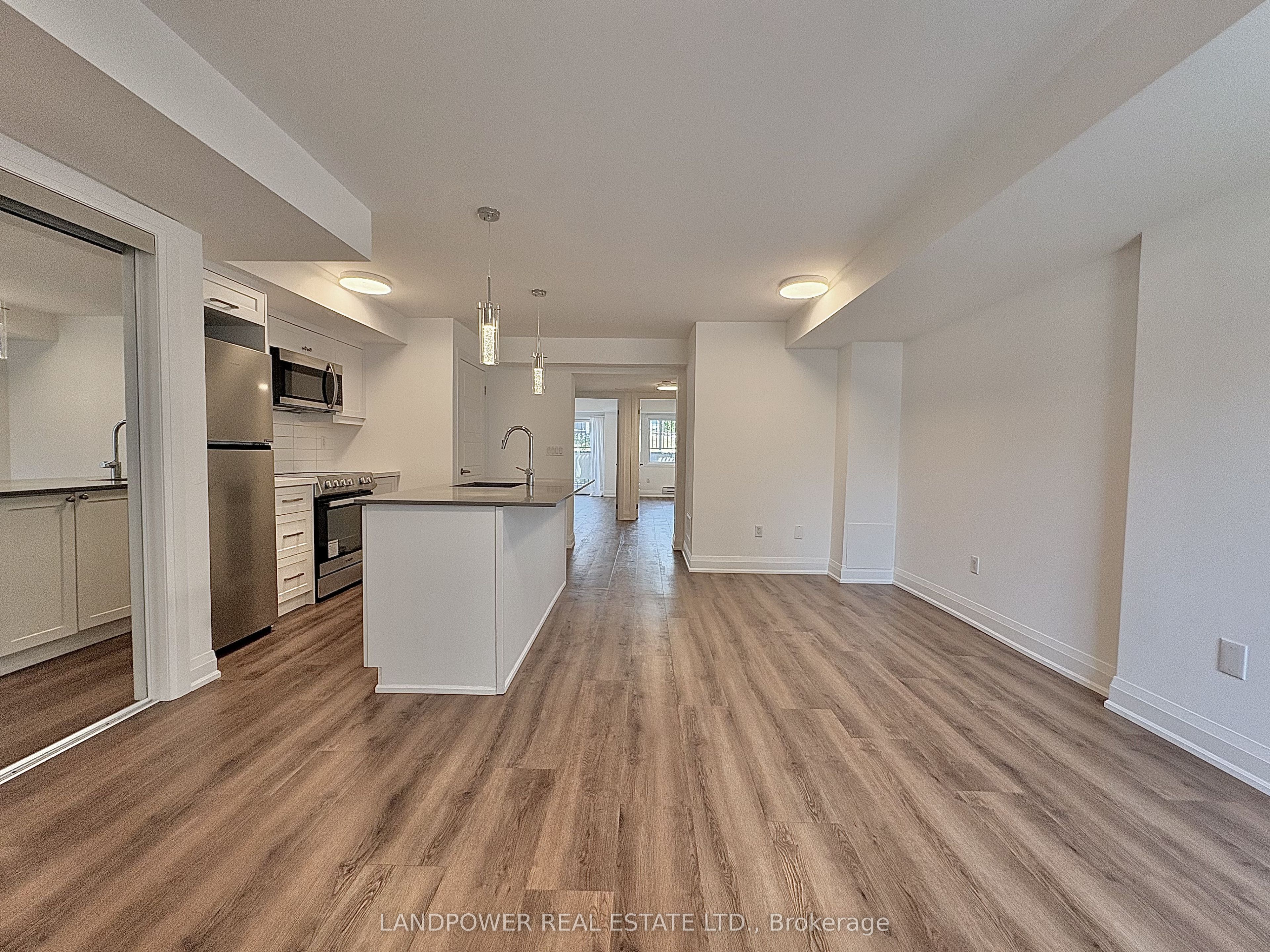 175 William Duncan Road 5 Property Photo 3