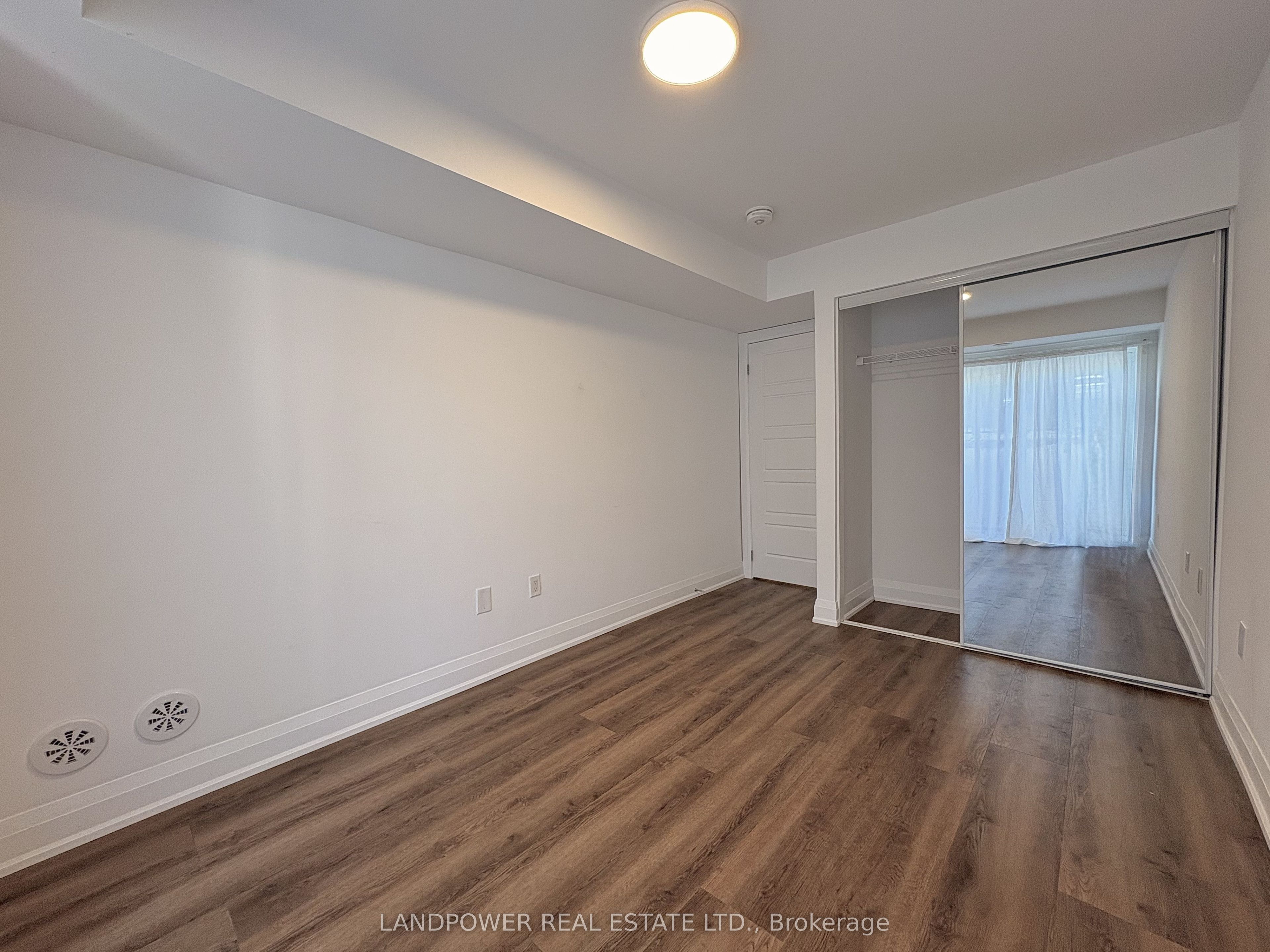 175 William Duncan Road 5 Property Photo 9