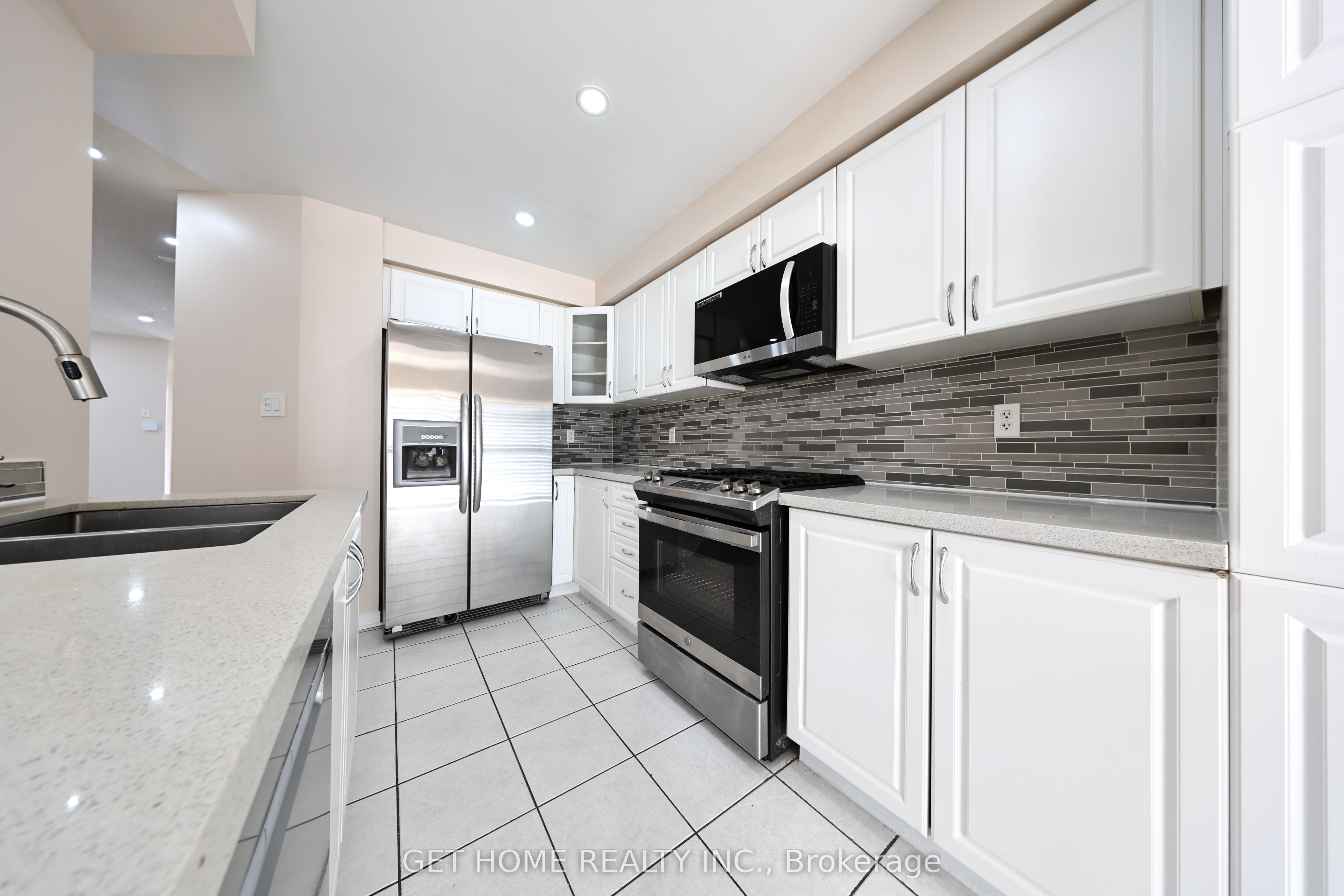 62 Charcoal Way Property Photo 12