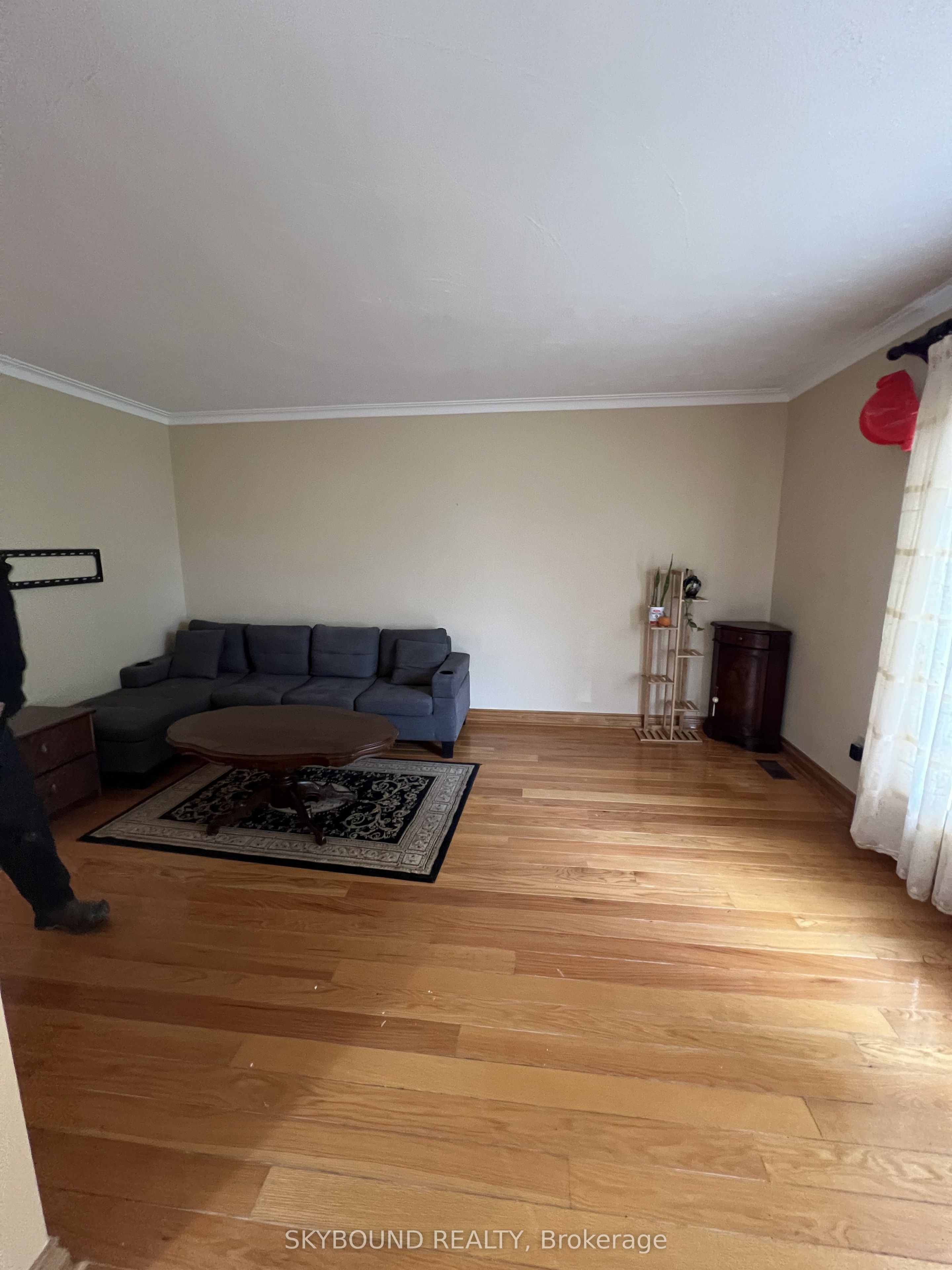 33 Bradstock Road Property Photo 7