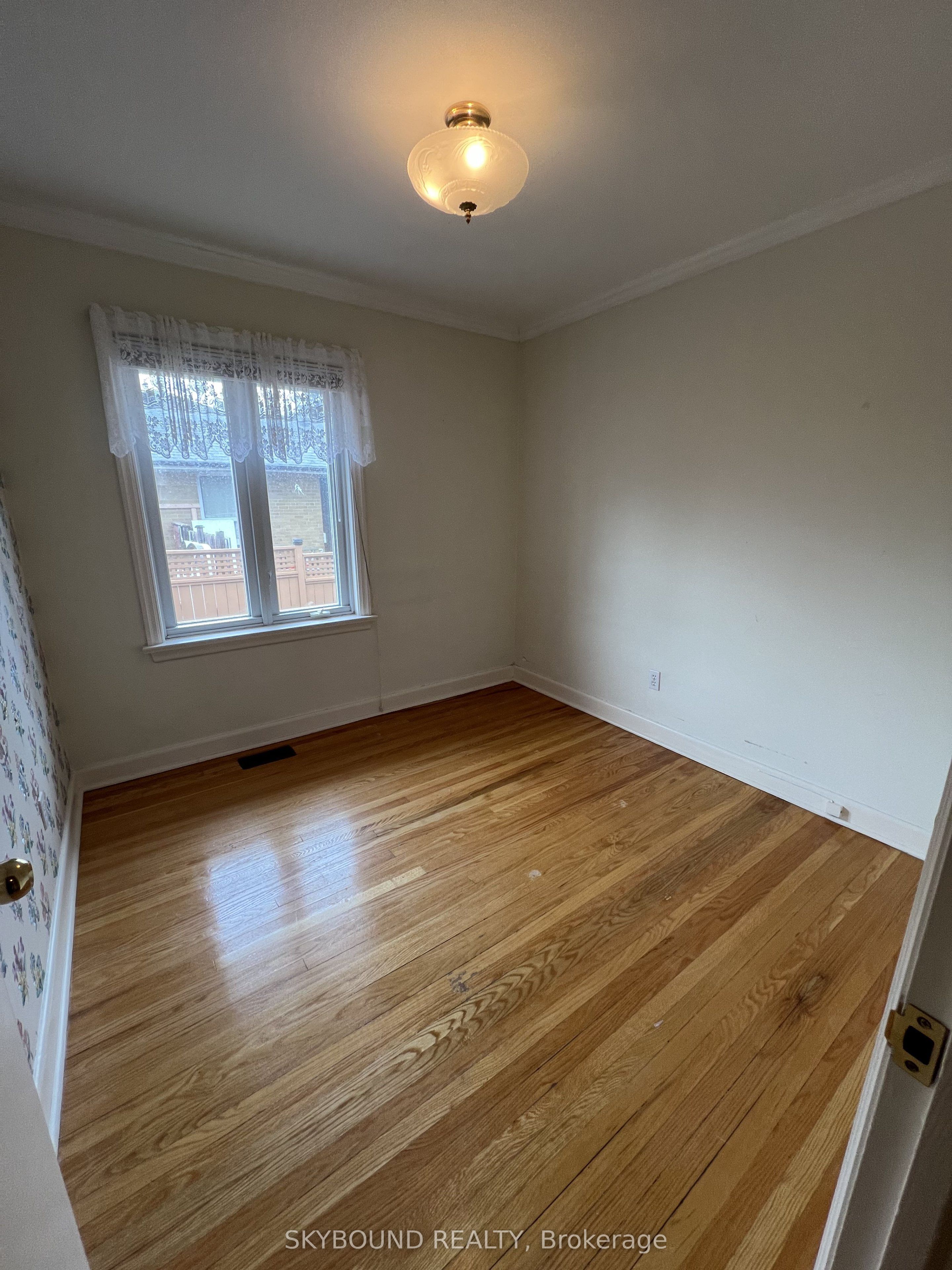 33 Bradstock Road Property Photo 10