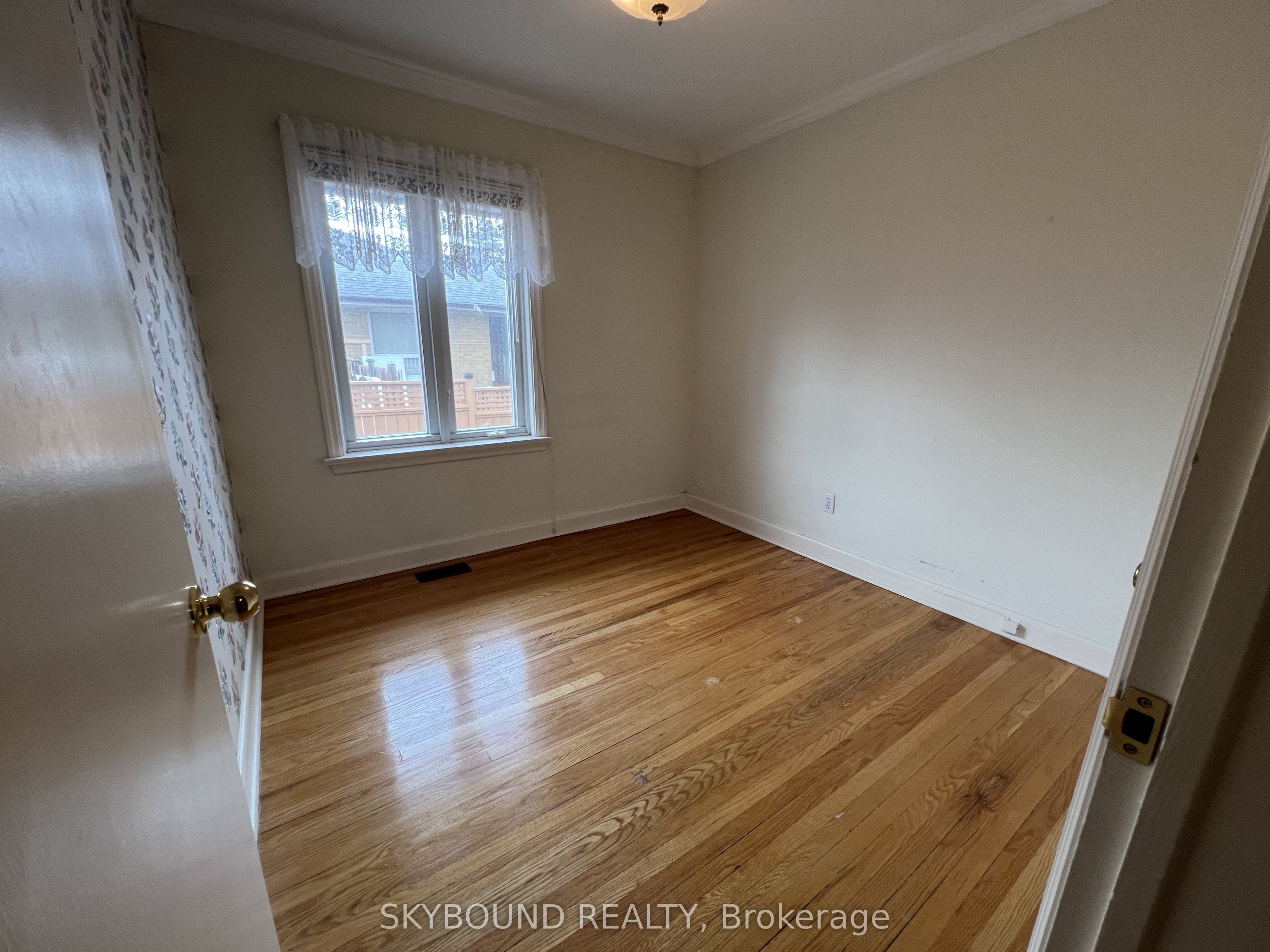 33 Bradstock Road Property Photo 11