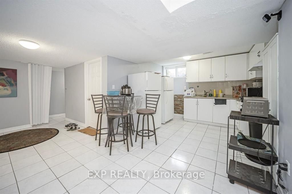 692 Huntington Ridge Drive Property Photo 29