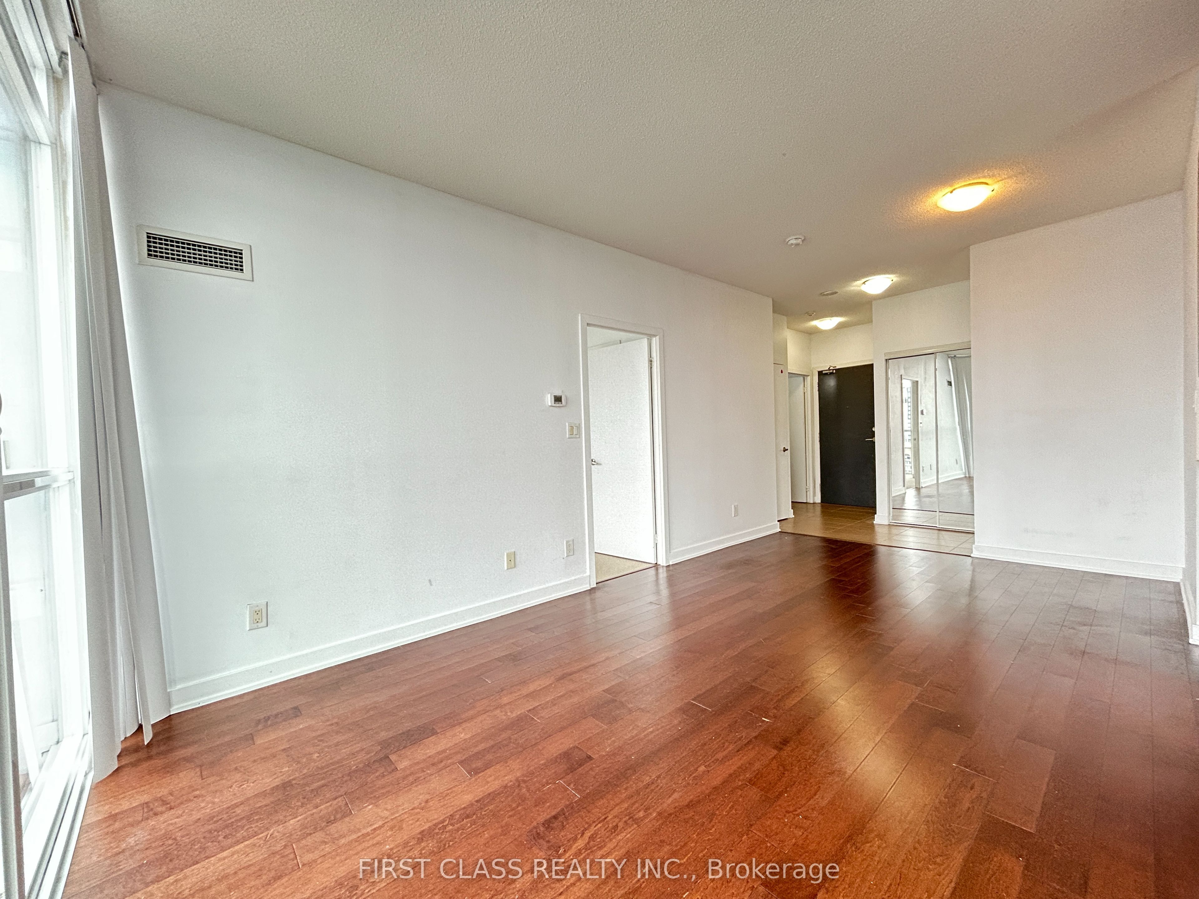4070 Confederation Parkway 4407 Property Photo 6