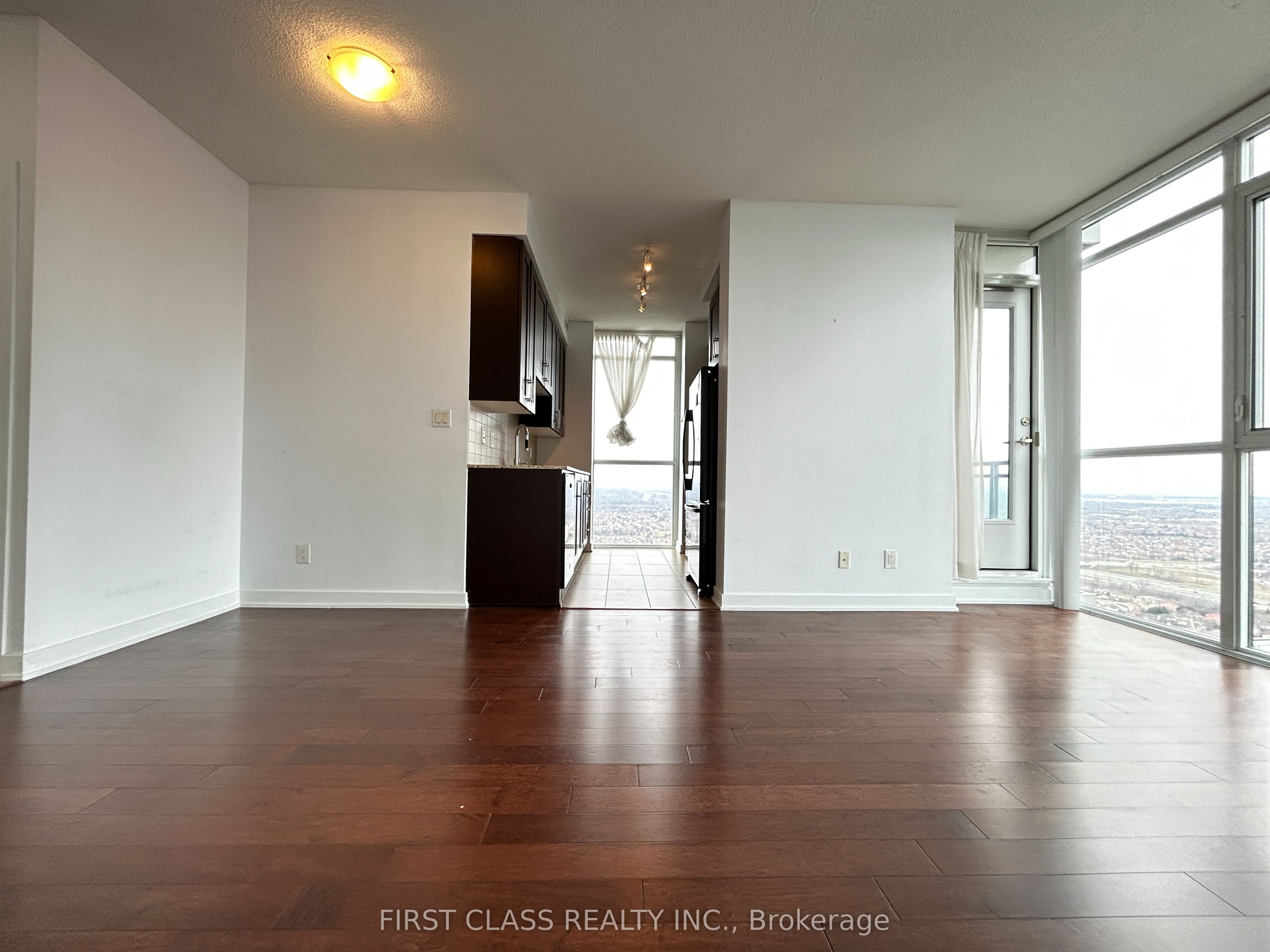 4070 Confederation Parkway 4407 Property Photo 8