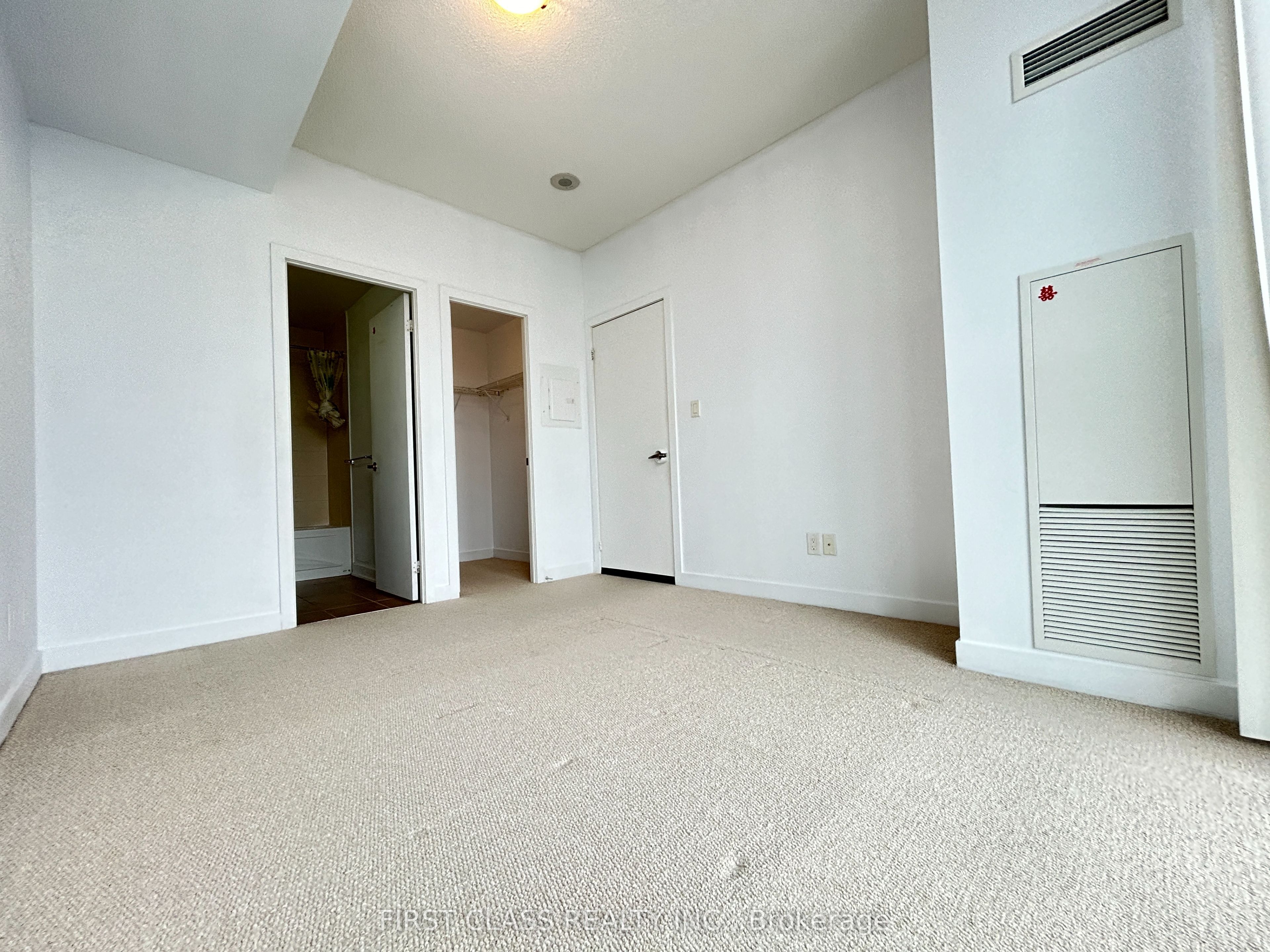 4070 Confederation Parkway 4407 Property Photo 13