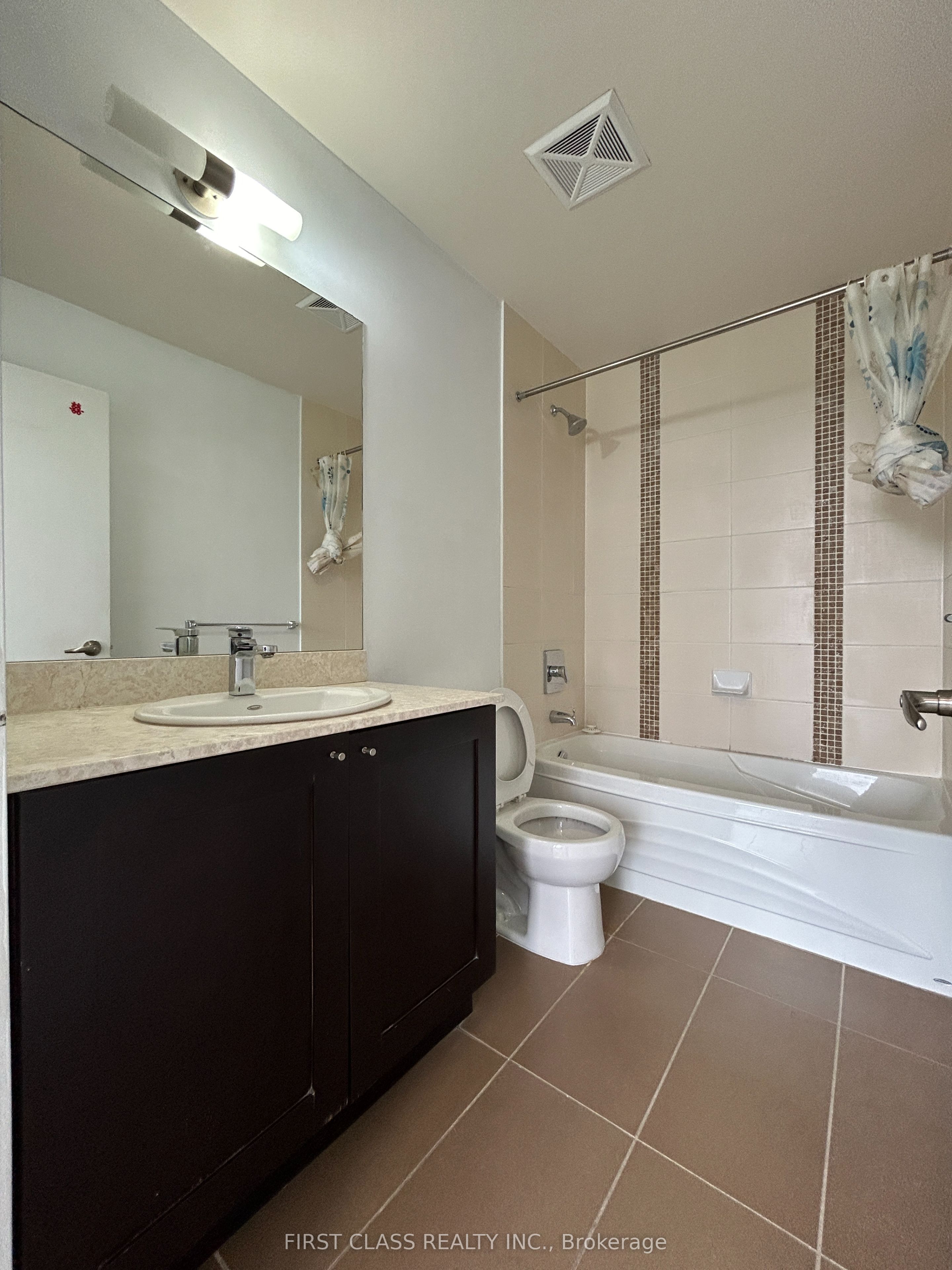 4070 Confederation Parkway 4407 Property Photo 14