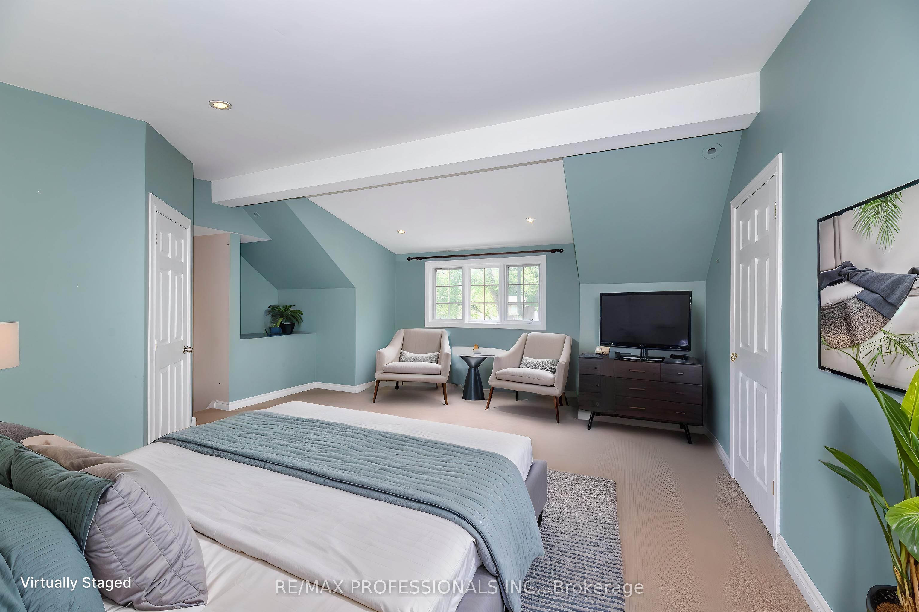 61 Grenview Boulevard N Property Photo 17