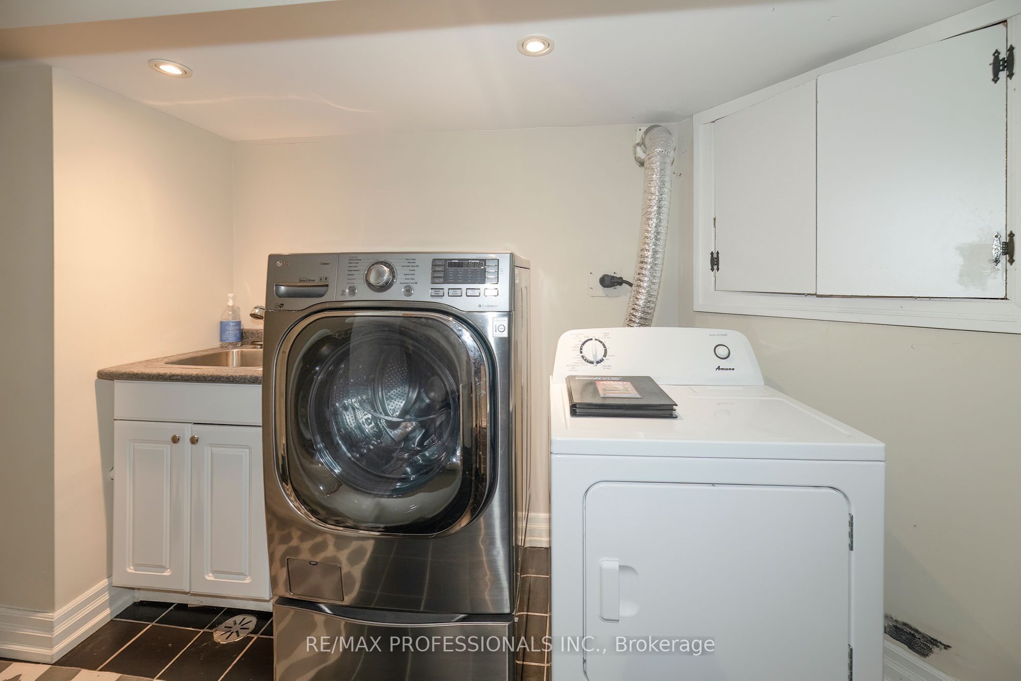 61 Grenview Boulevard N Property Photo 28