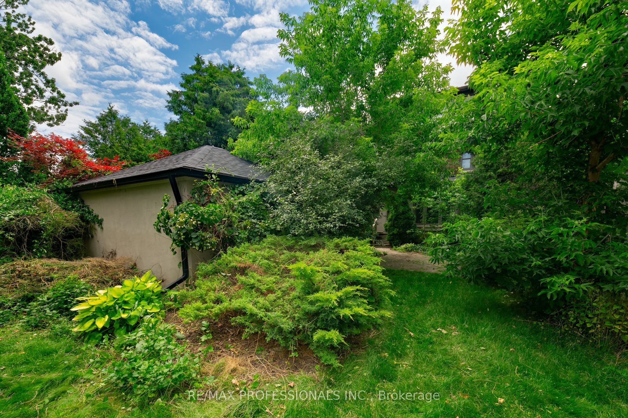61 Grenview Boulevard N Property Photo 31