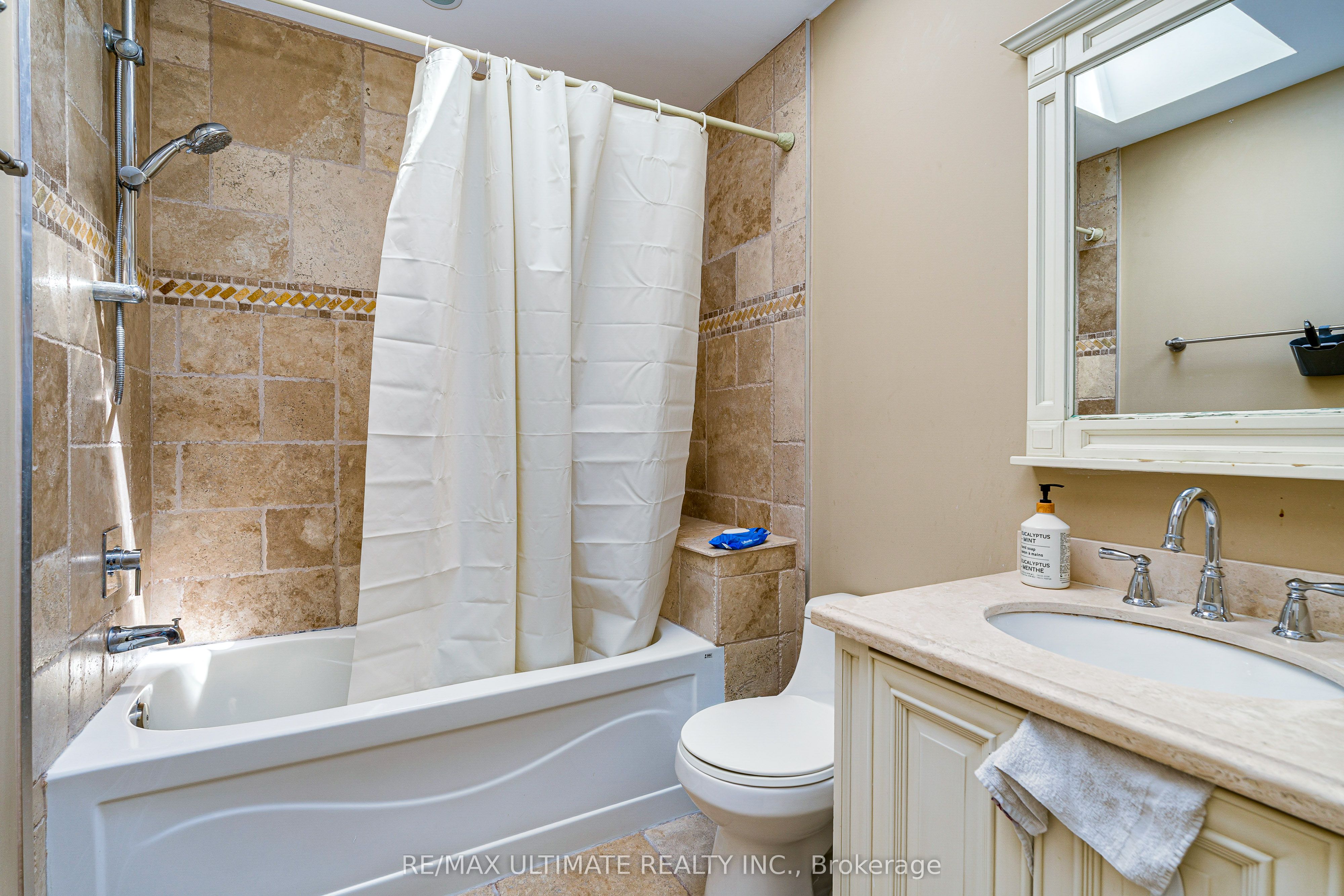 90 Howick Avenue Property Photo 29