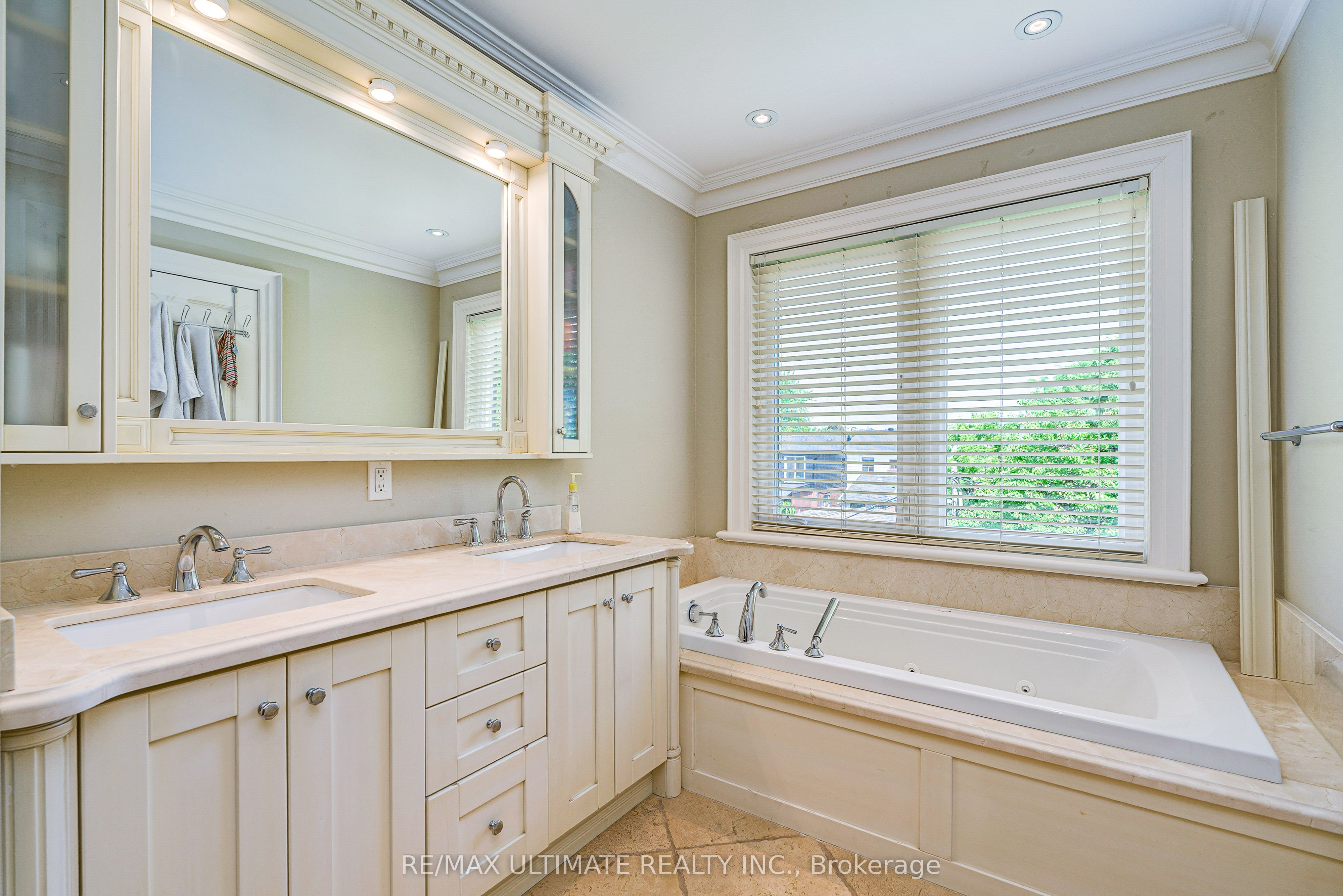 90 Howick Avenue Property Photo 33