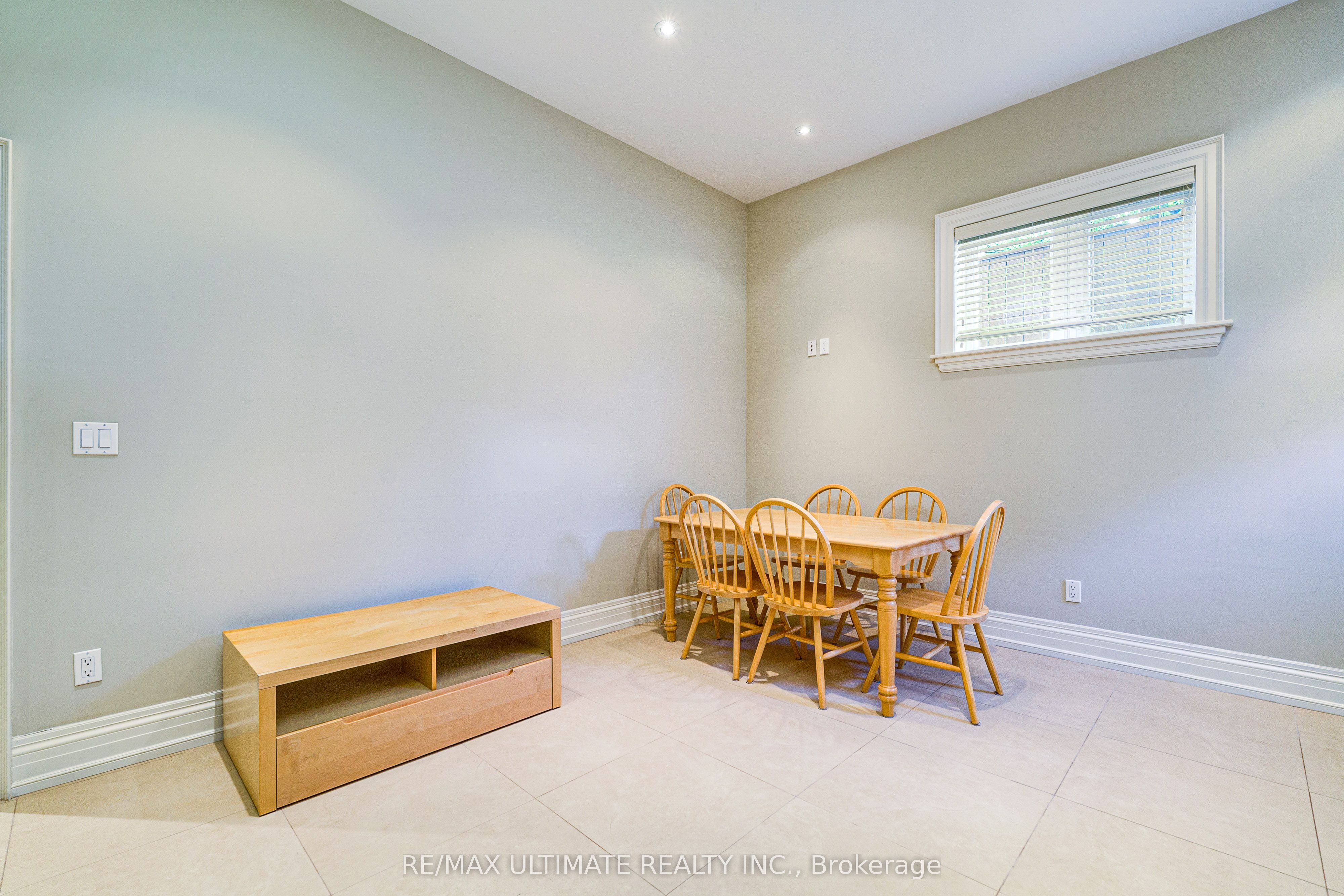 90 Howick Avenue Property Photo 42