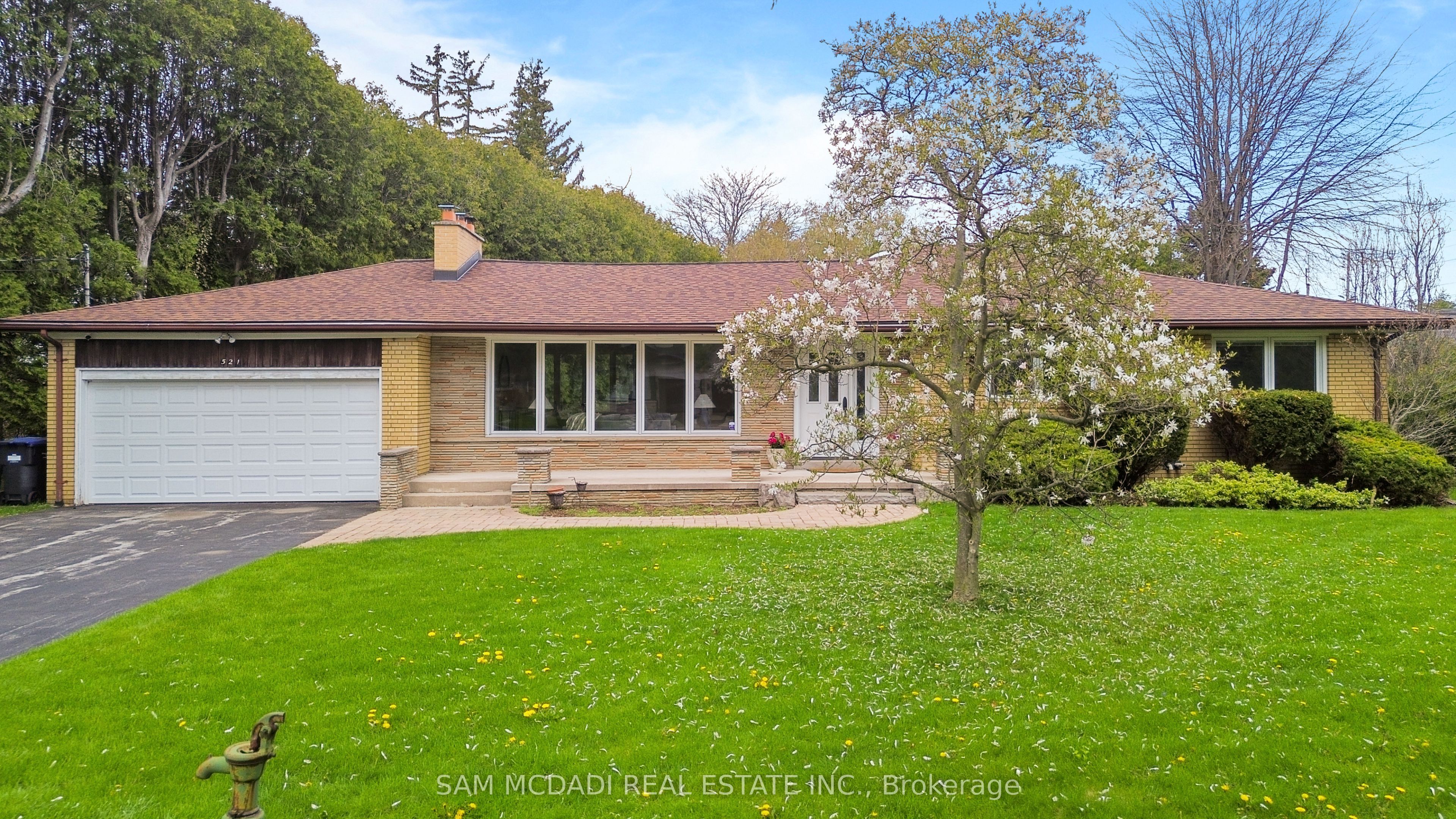 521 Vanessa Crescent Property Photo 2