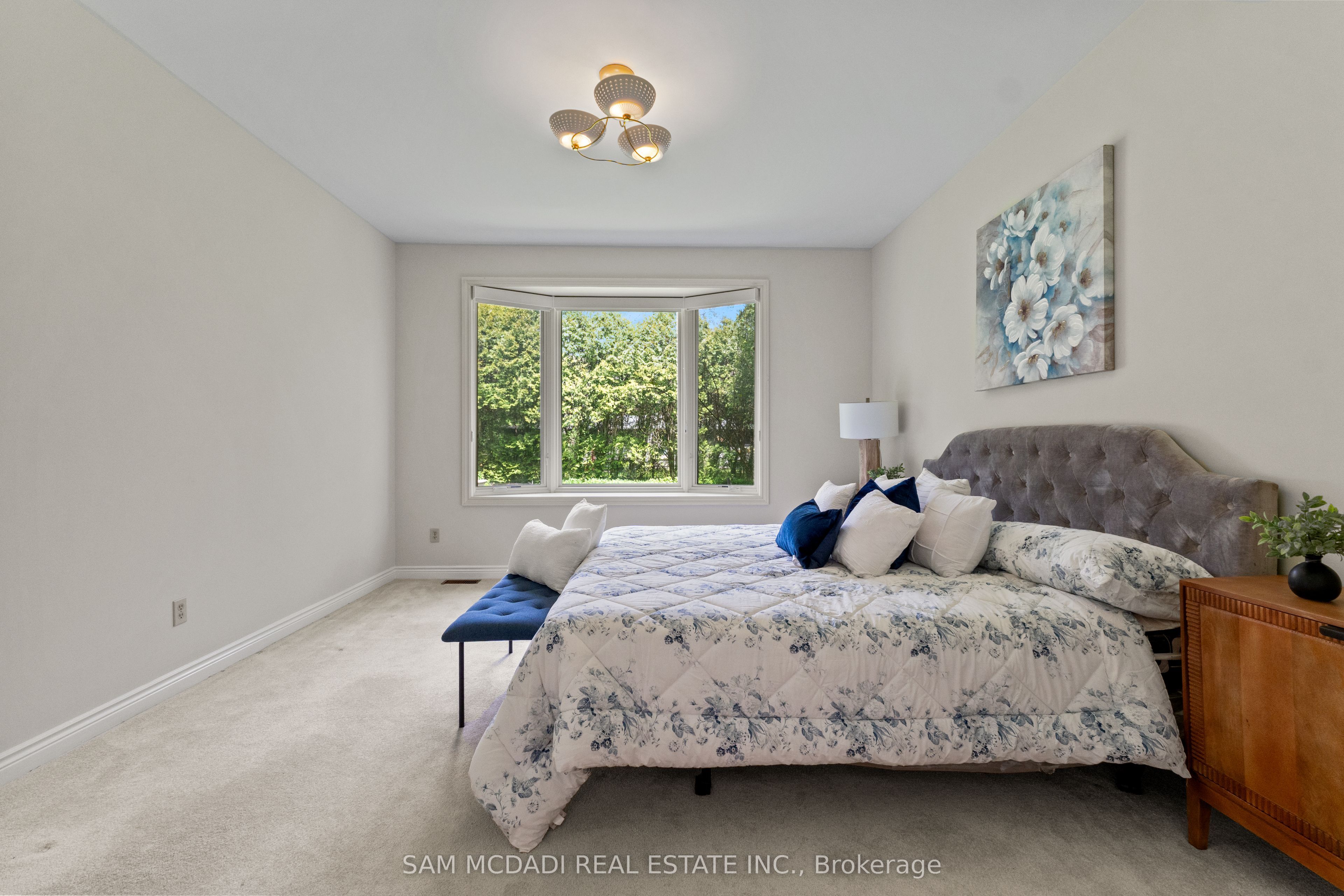 521 Vanessa Crescent Property Photo 16