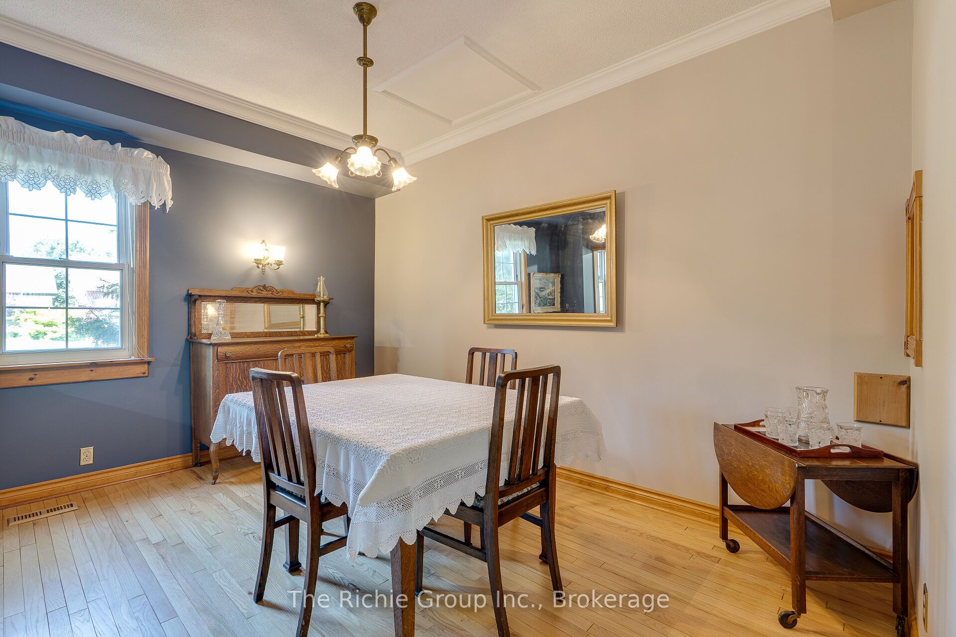 15 Emma Street Property Photo 9
