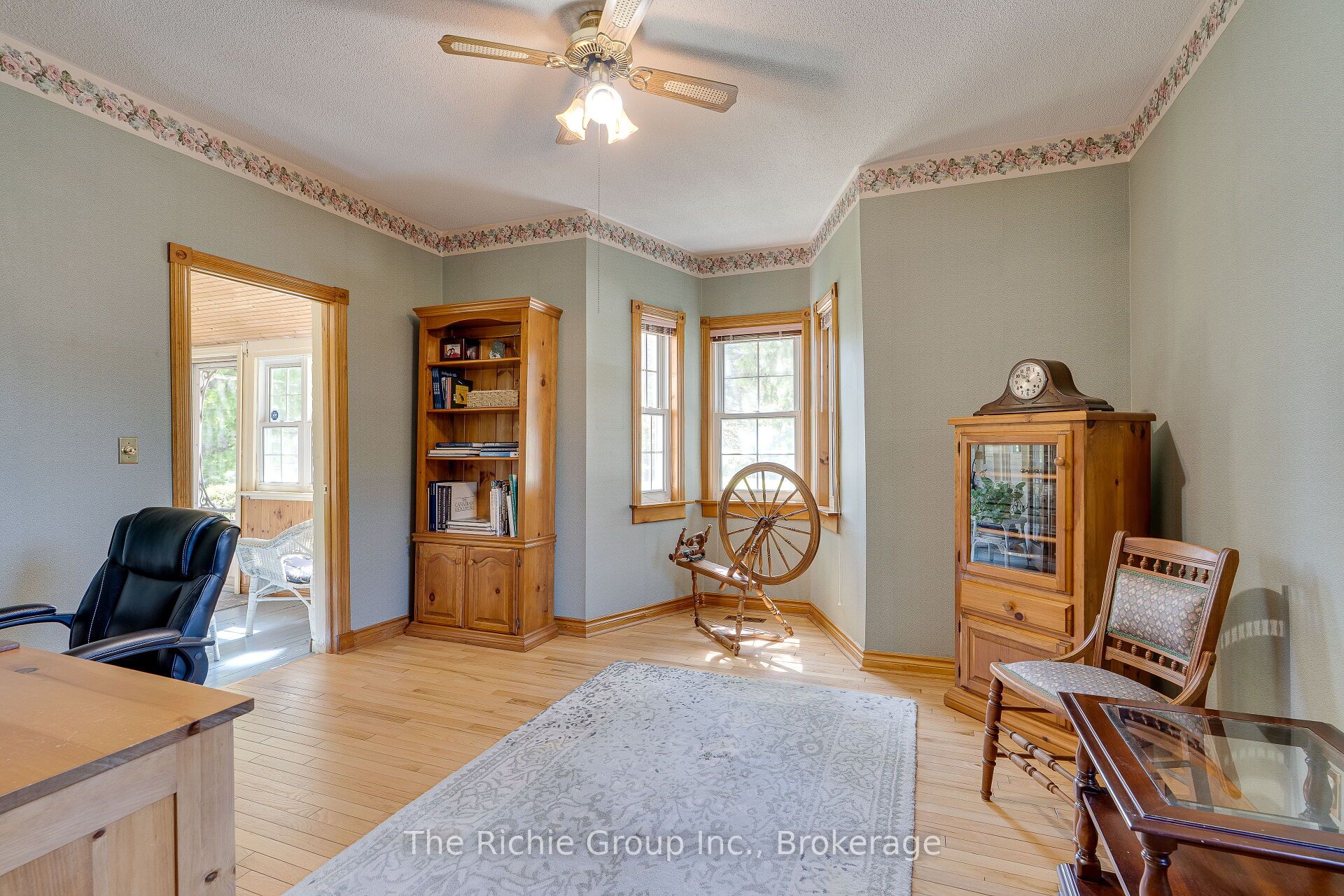 15 Emma Street Property Photo 11