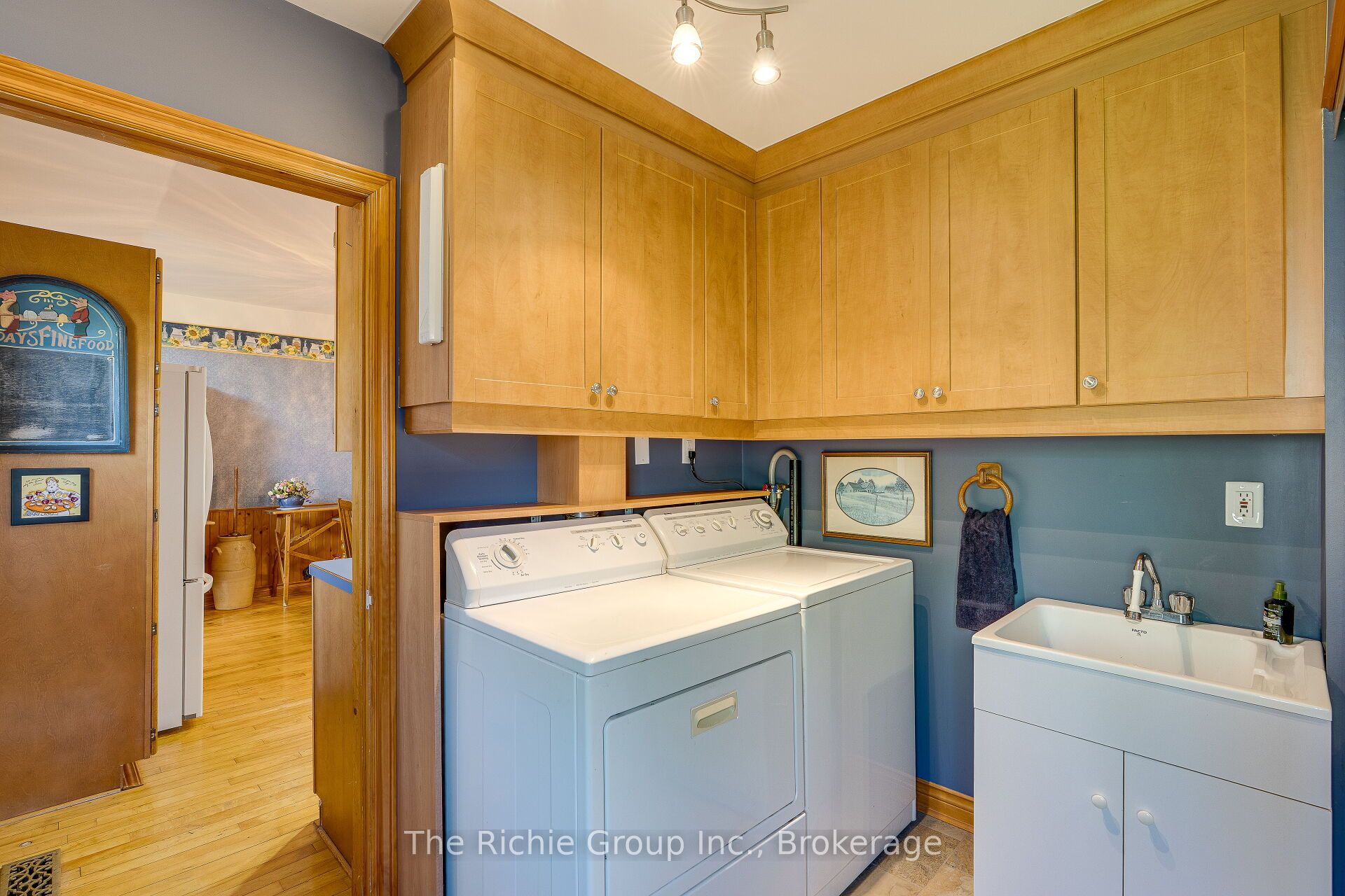 15 Emma Street Property Photo 20