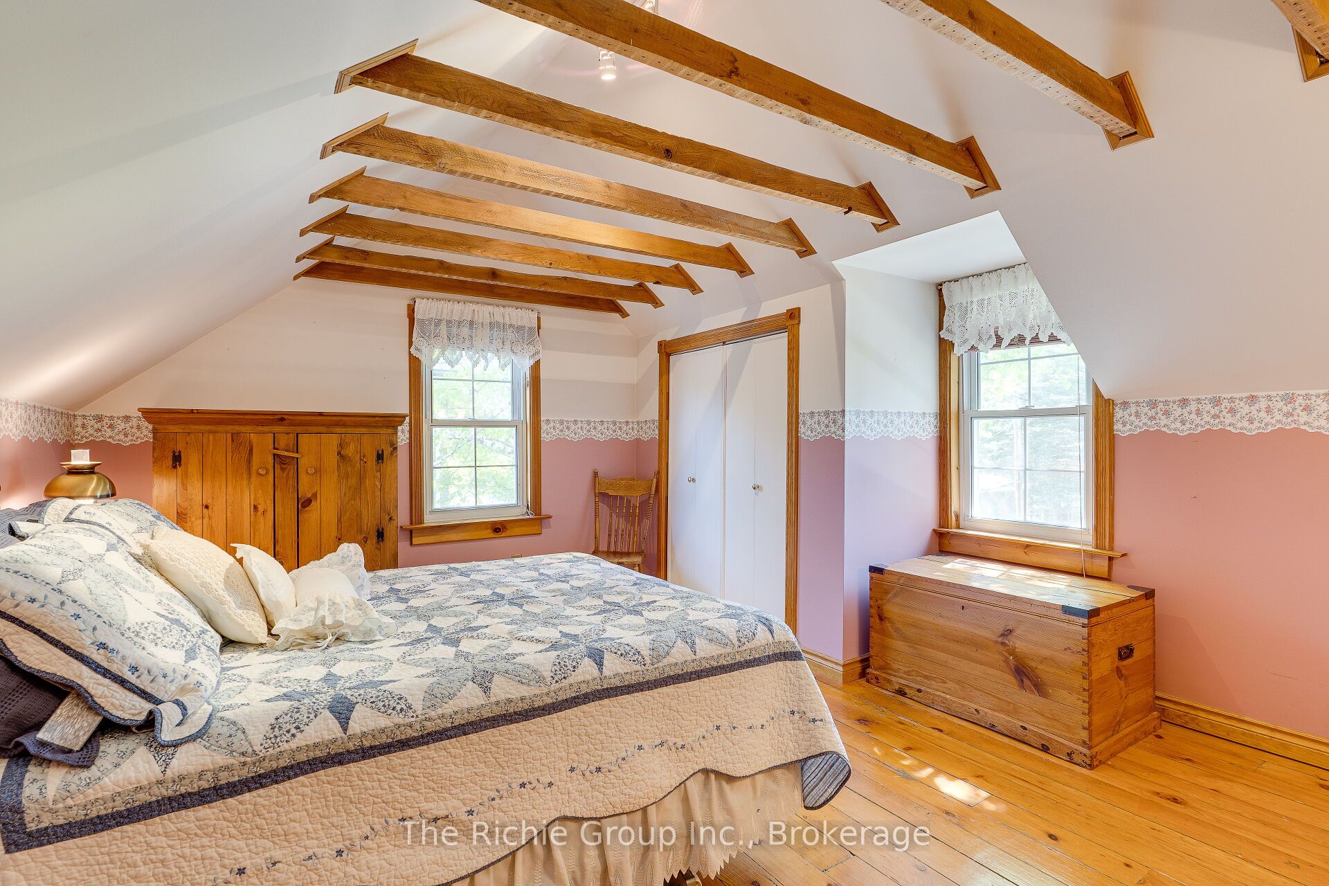 15 Emma Street Property Photo 21