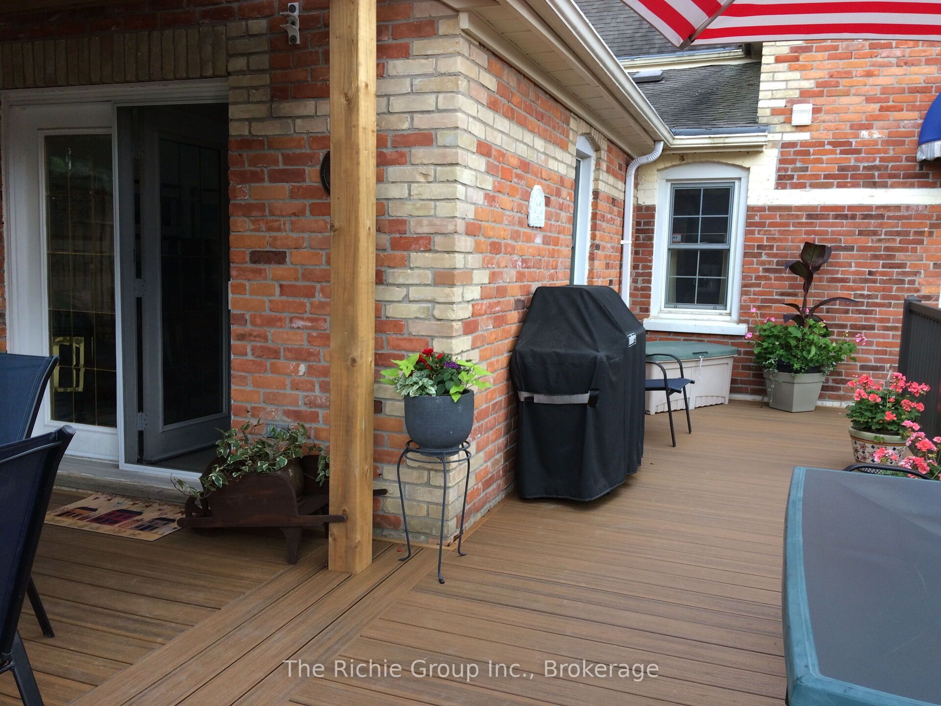 15 Emma Street Property Photo 35