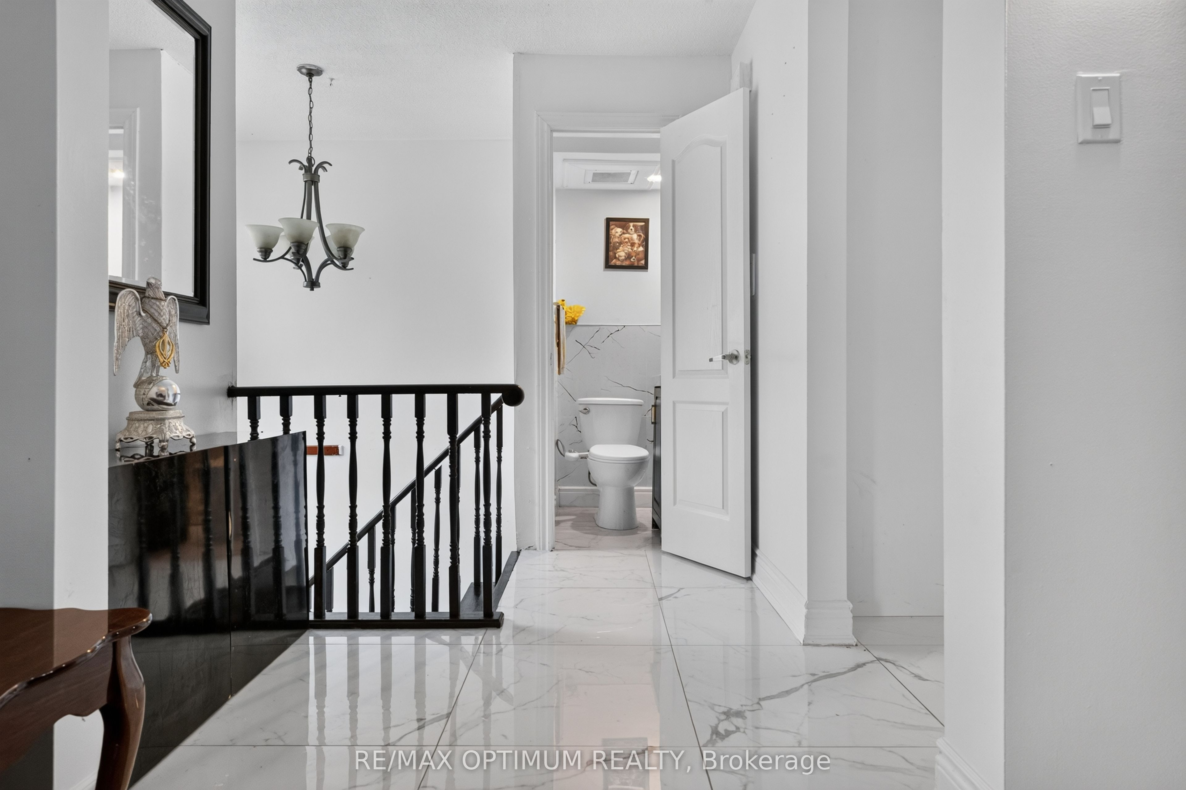 18 Curtis Drive Property Photo 6