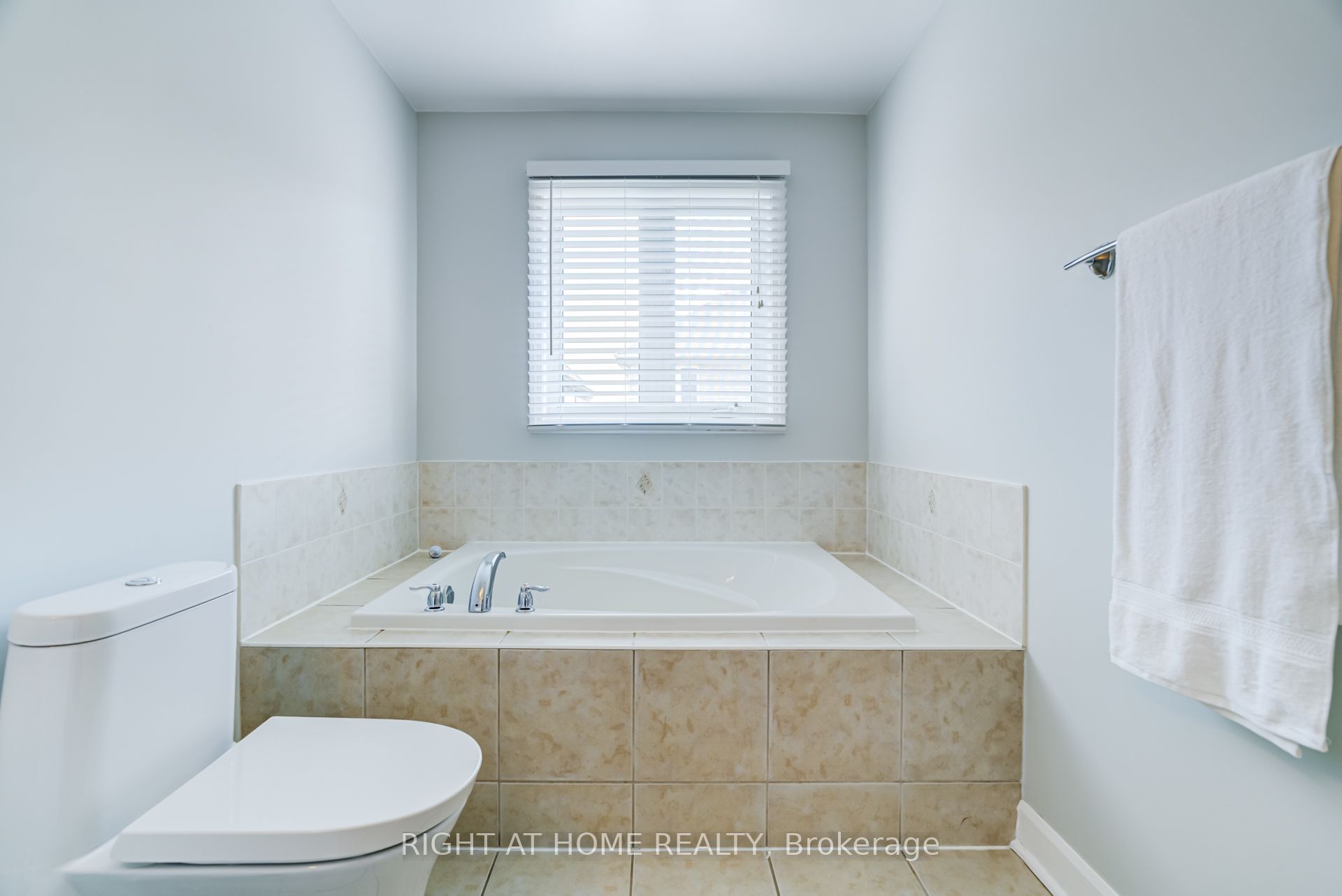 645 Caldwell Crescent Property Photo 30