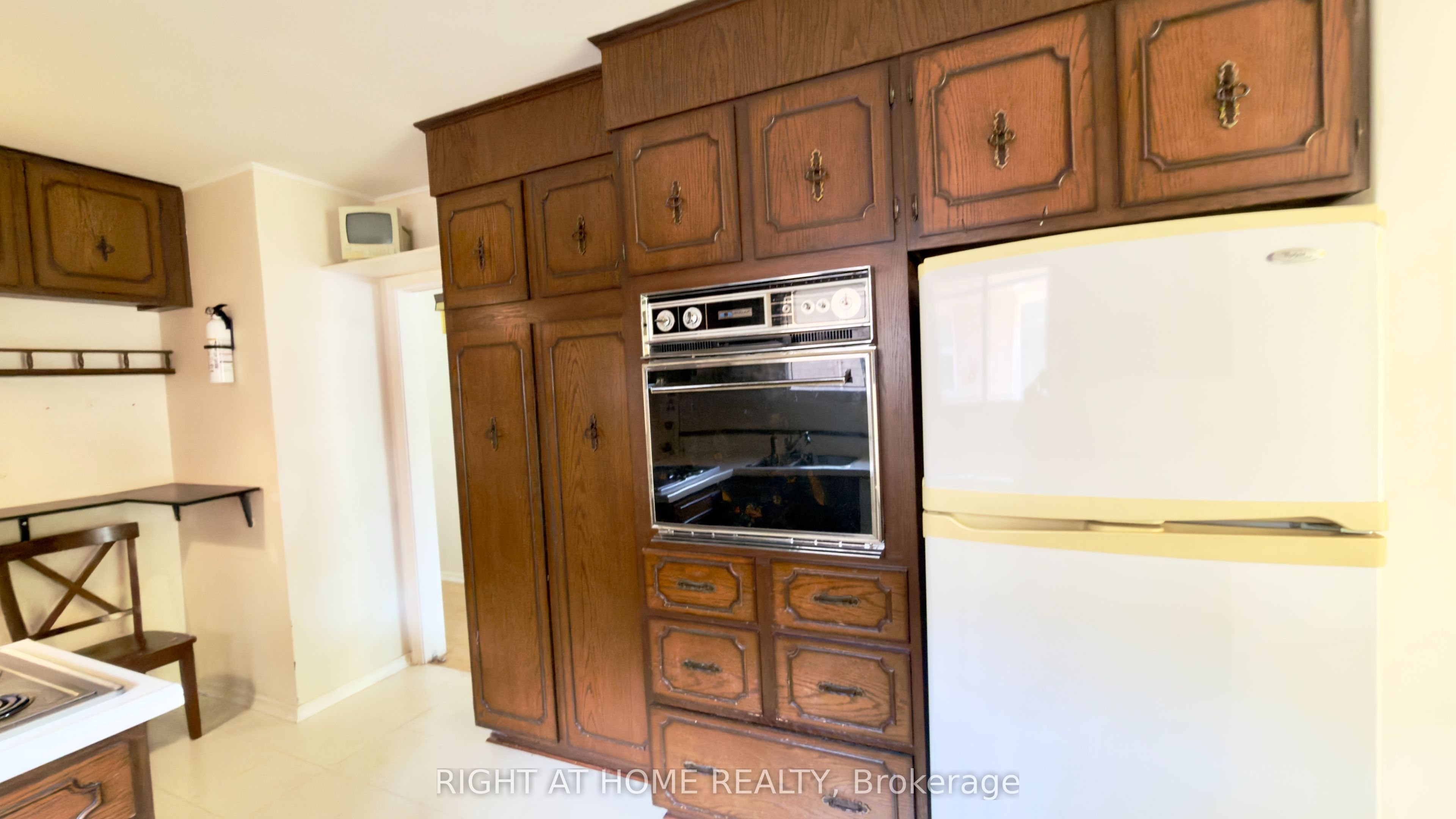 21 Mitre Place Property Photo 18