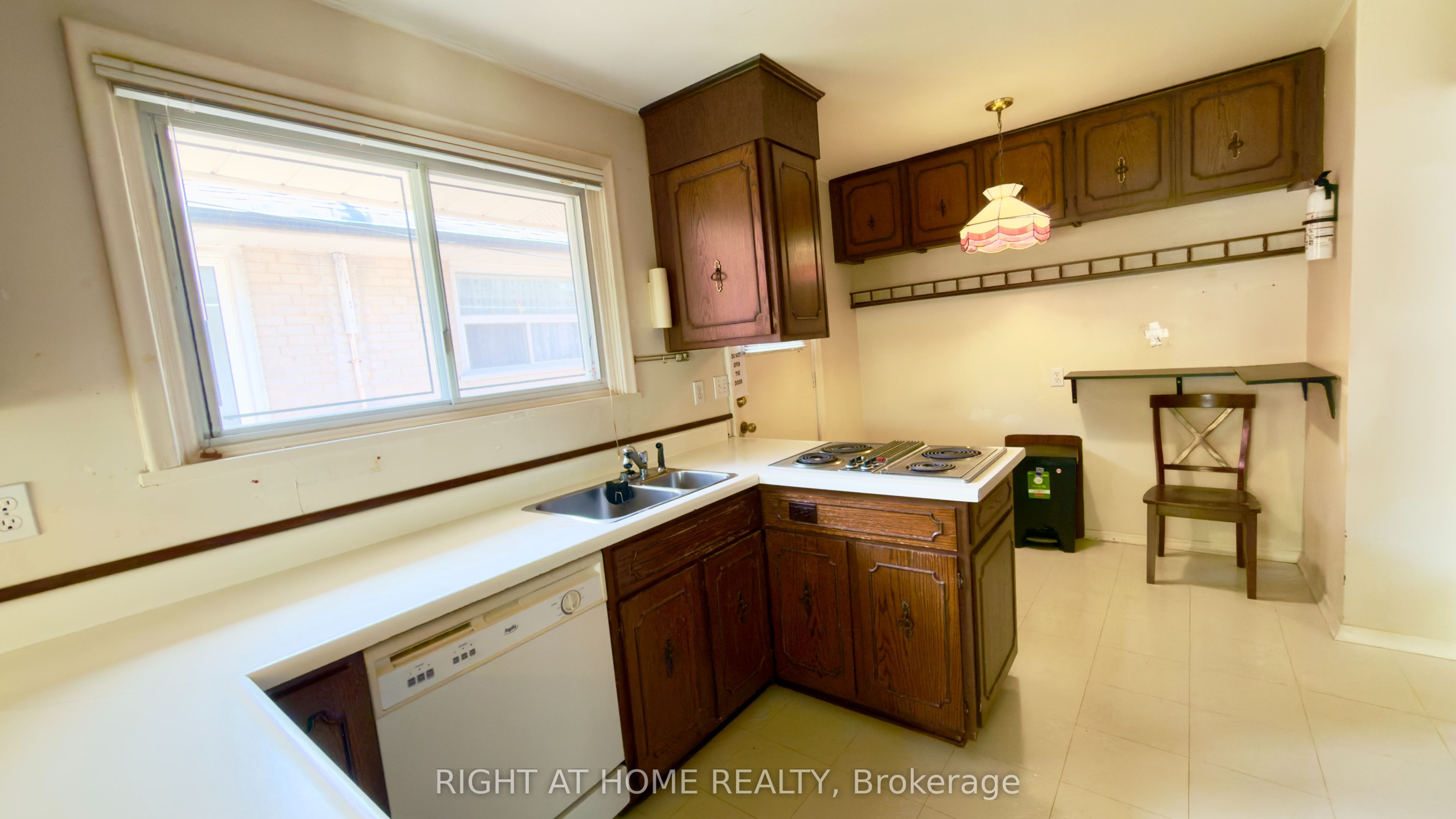 21 Mitre Place Property Photo 19