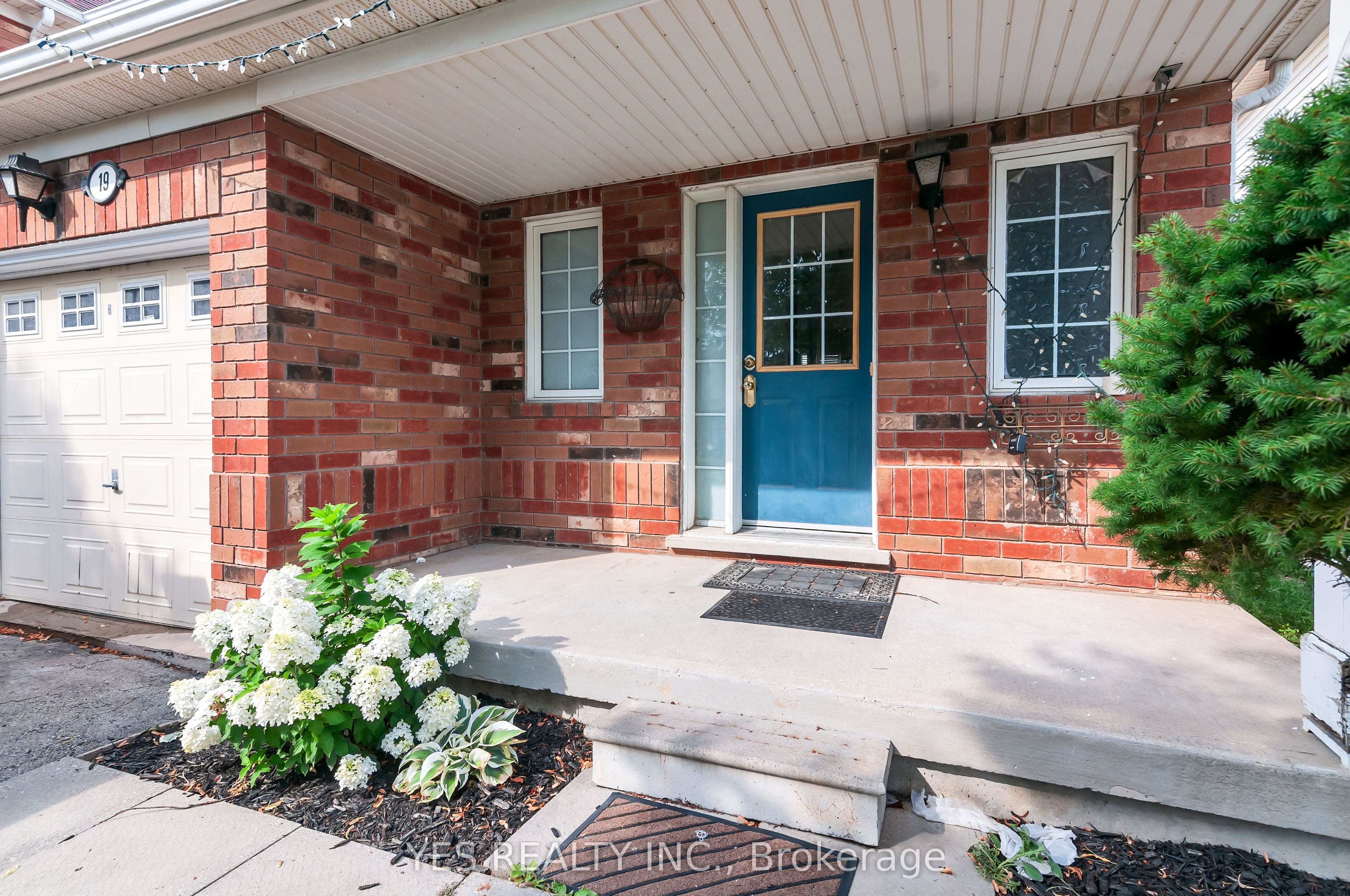 19 Virtues Avenue Property Photo 2
