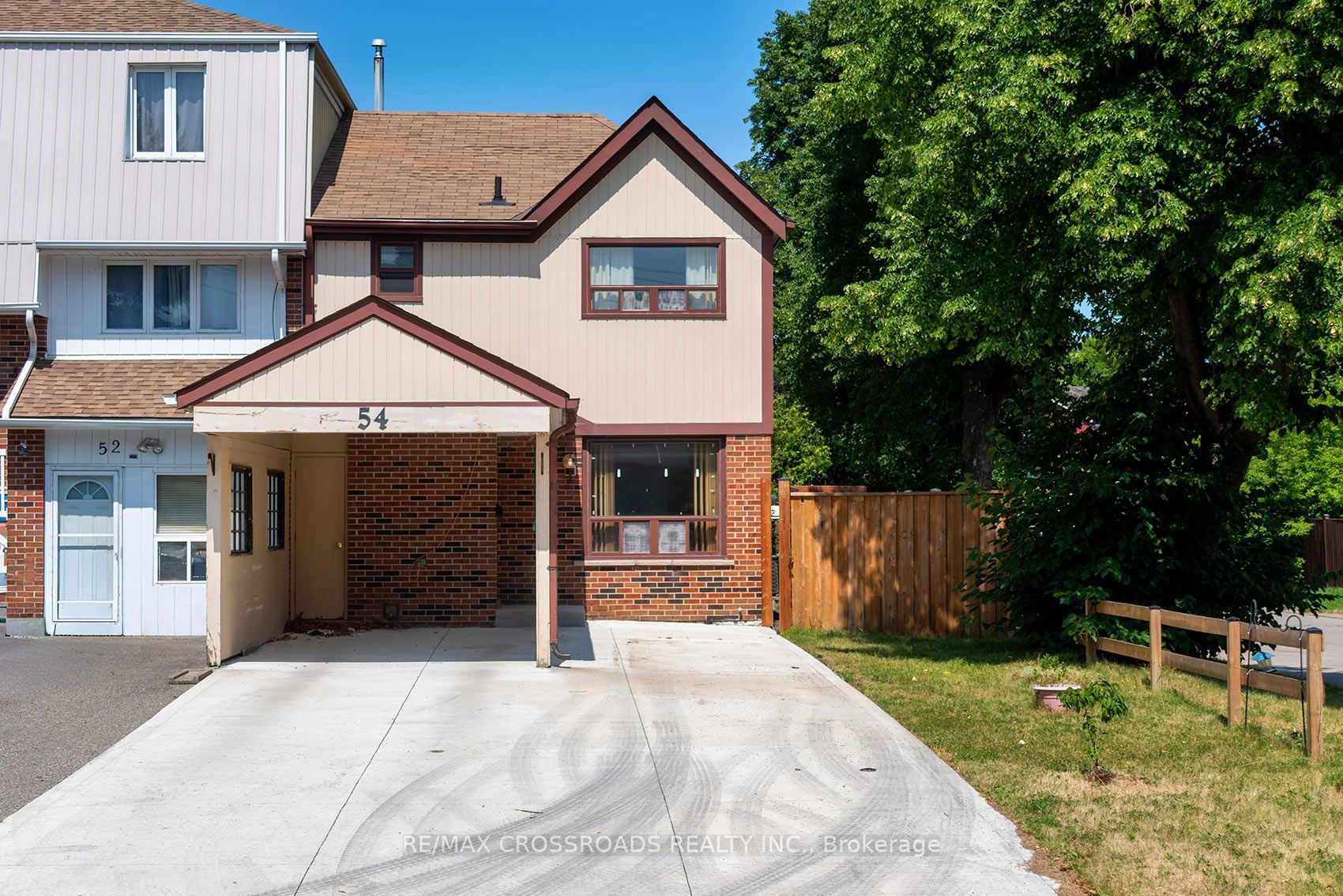 54 Omega Square Property Photo 2