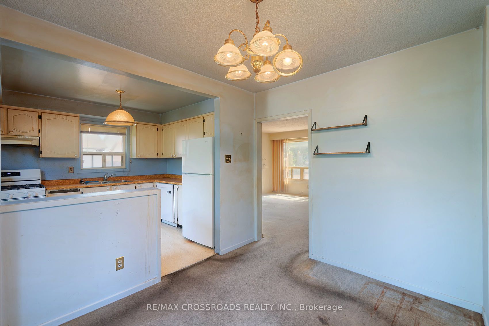 54 Omega Square Property Photo 10