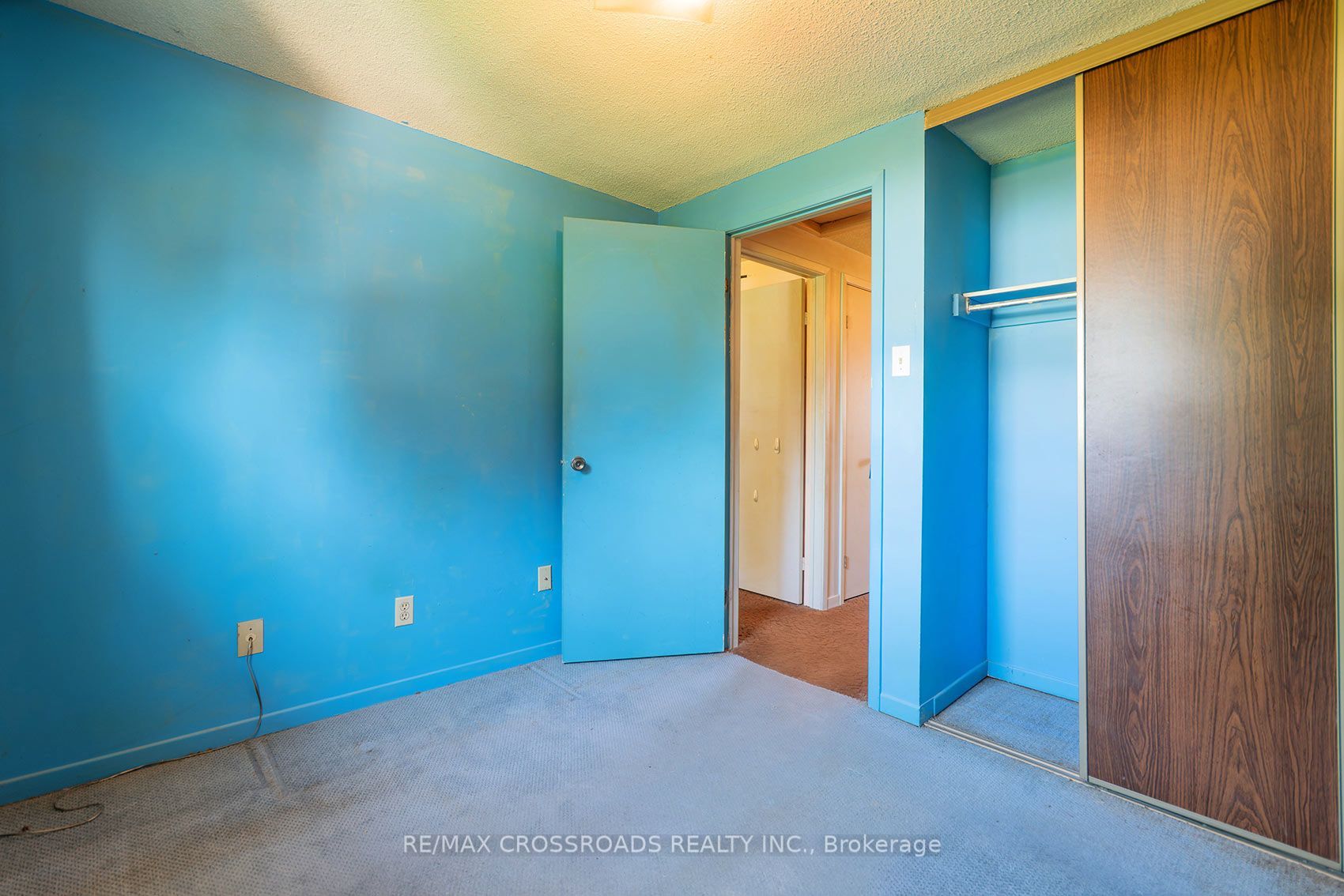 54 Omega Square Property Photo 22