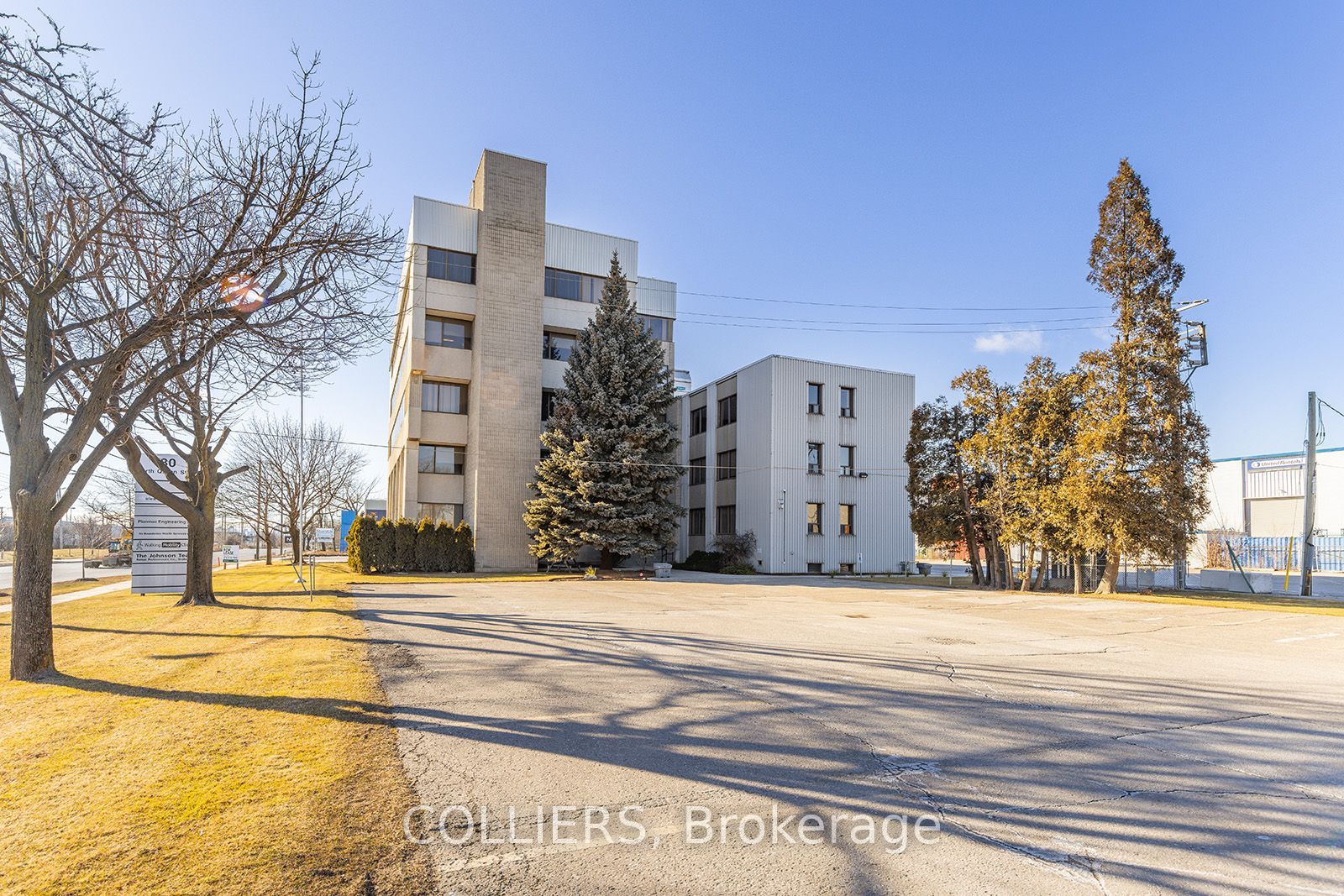 80 North Queen Street 400 Property Photo 2