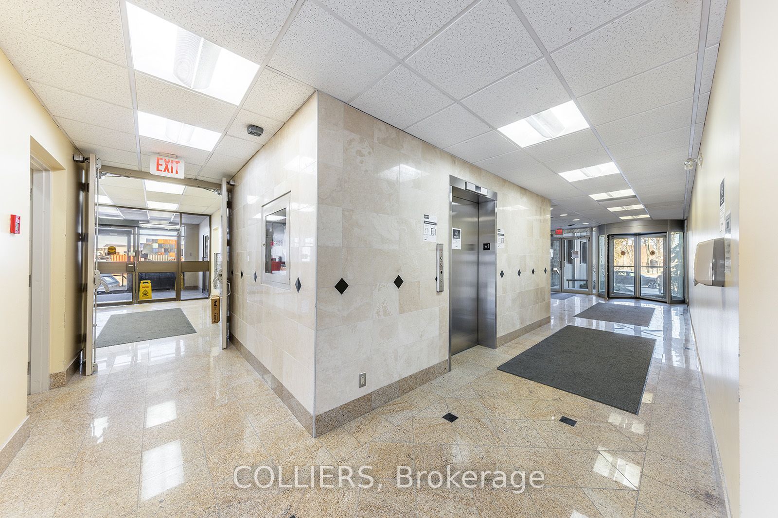 80 North Queen Street 400 Property Photo 4