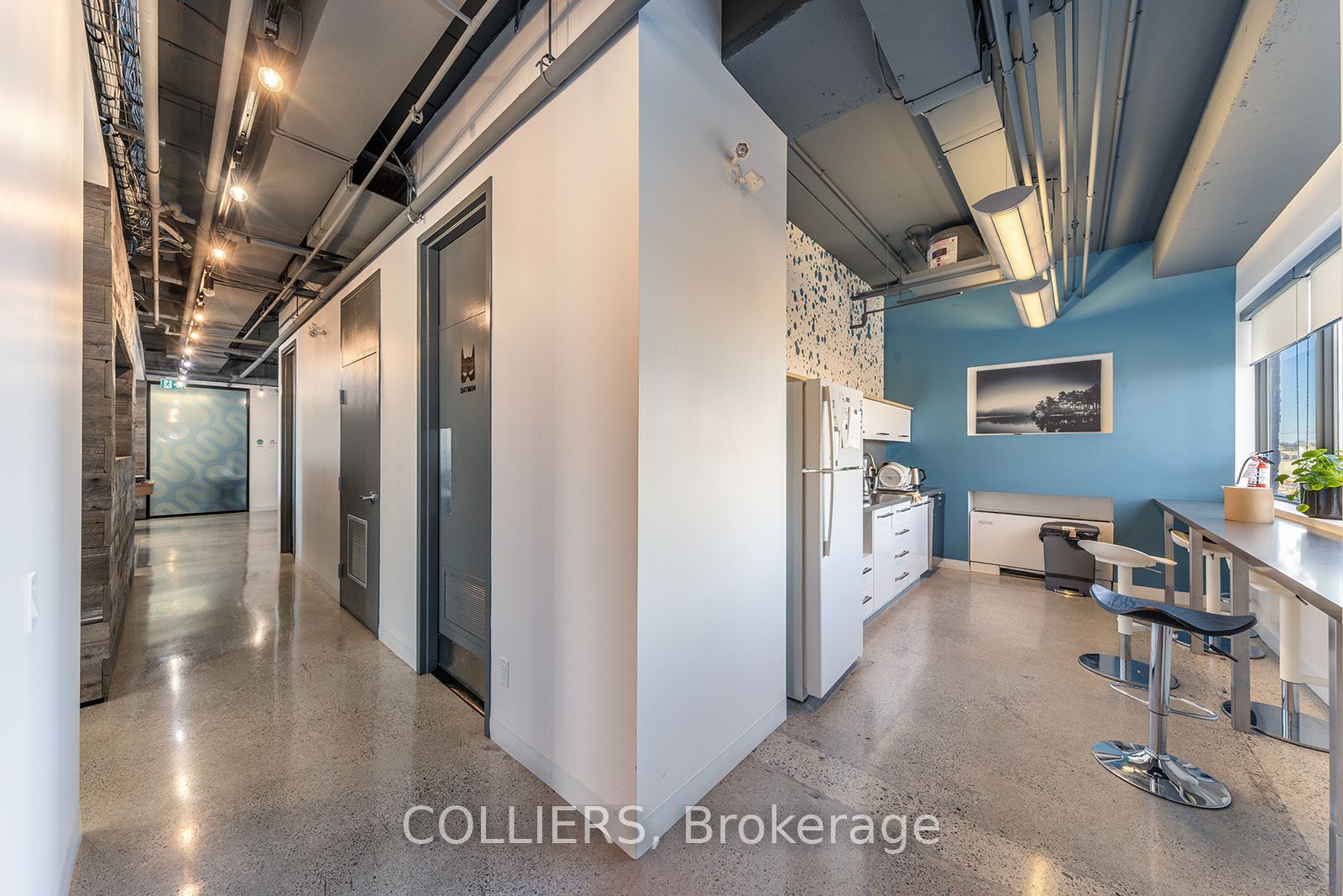 80 North Queen Street 400 Property Photo 15