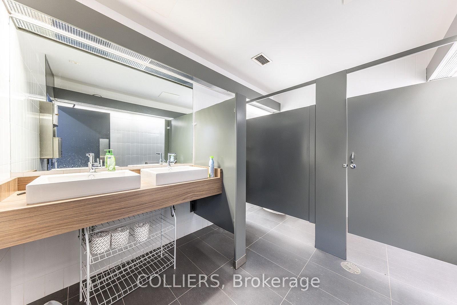 80 North Queen Street 400 Property Photo 16